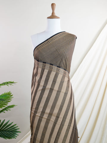 Narayanpet Narayanpet Cotton sarees are beloved for their soft feel, classic checks, and contrast borders. Handwoven to be breathable and elegant, they’re perfect for long days, warm weather, and soulful rituals. Tradition meets everyday comfort in these heritage cottons.

#Manoranjitham #NarayanpetCotton #HandloomCottons #EverydayElegance #WovenTradition #LightAndClassic #CottonSarees #SouthIndianWeaves #SoftDrapes #TimelessCottons #CheckeredCharm Vedanshi - Handloom Cotton Saree | Classic Checks - Manoran