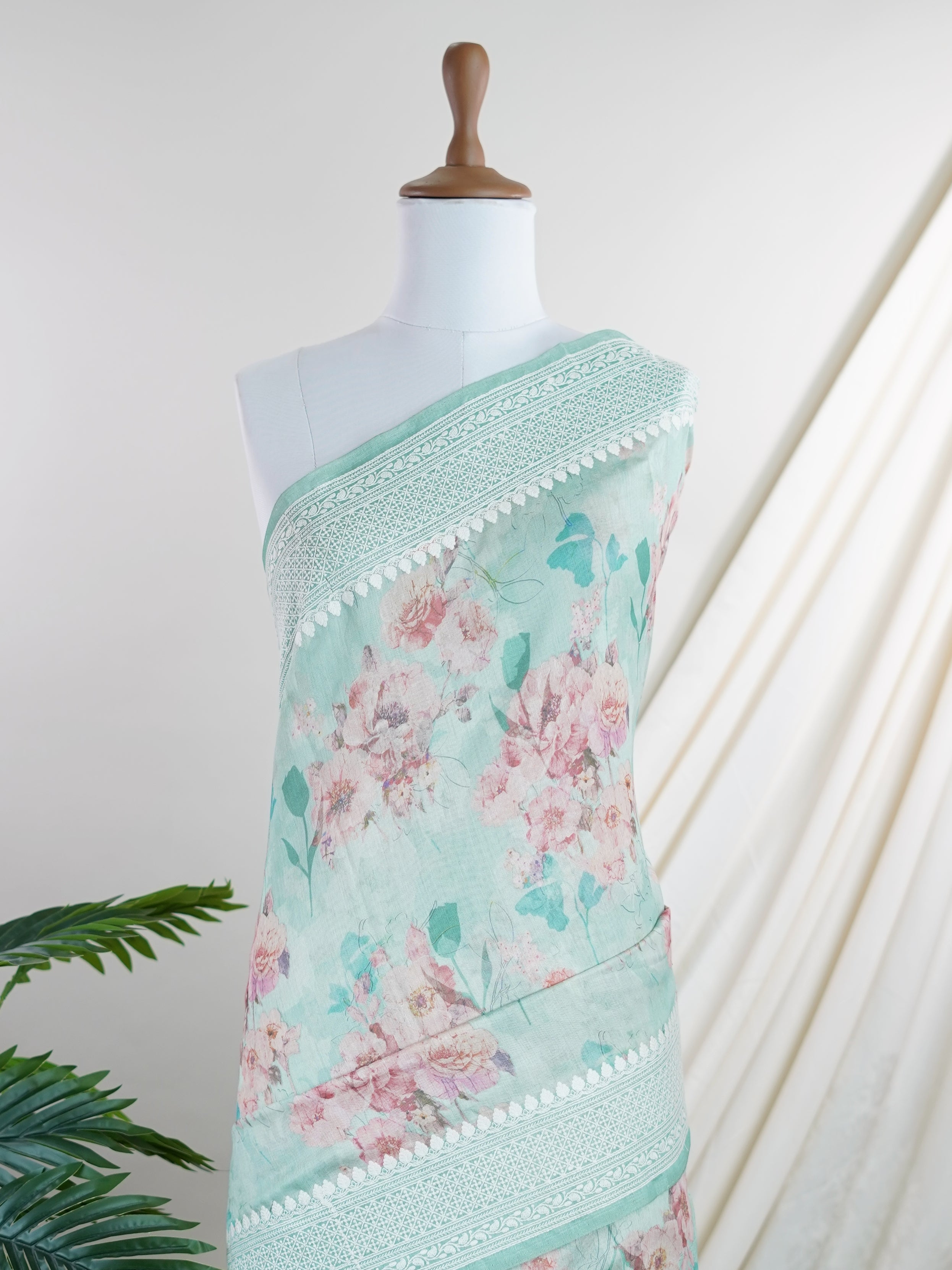 Tussars Green Semi Tussar - Manoranjitham Weaves - Handloom Store