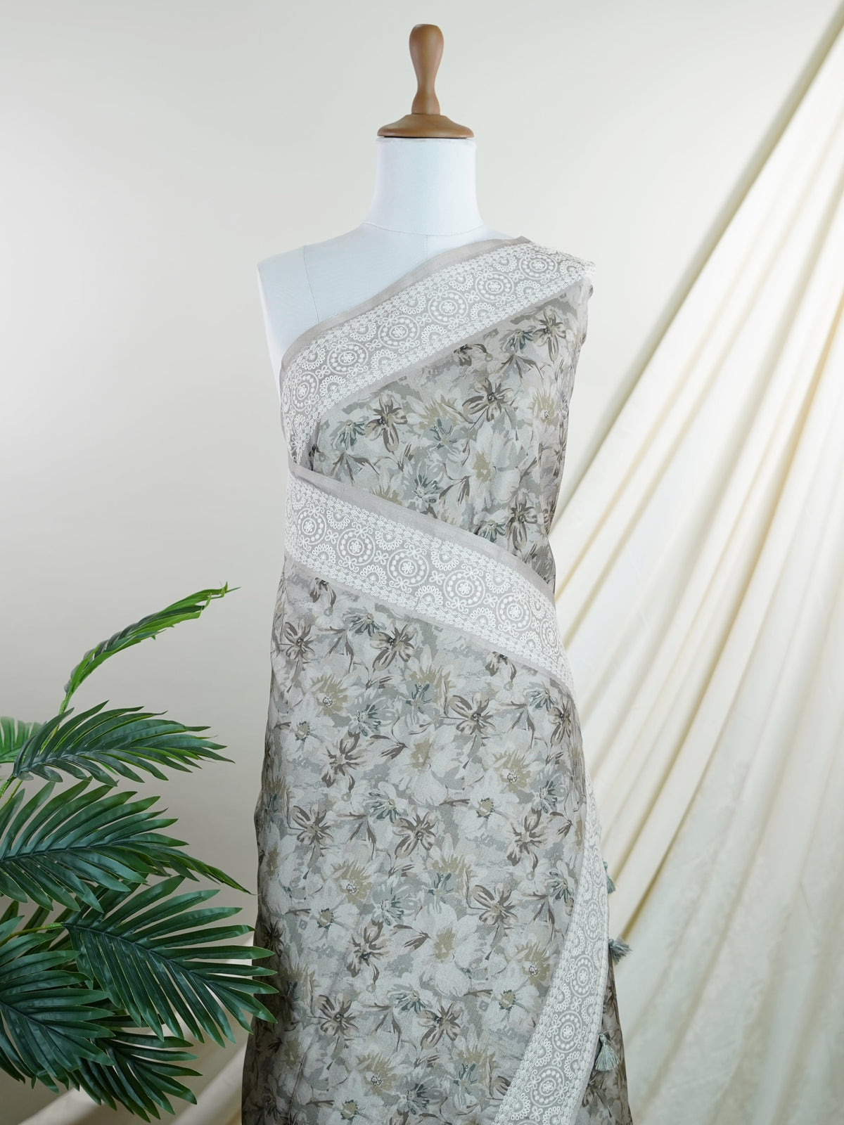 Tussars Grey Semi Tussar - Manoranjitham Weaves - Handloom Store