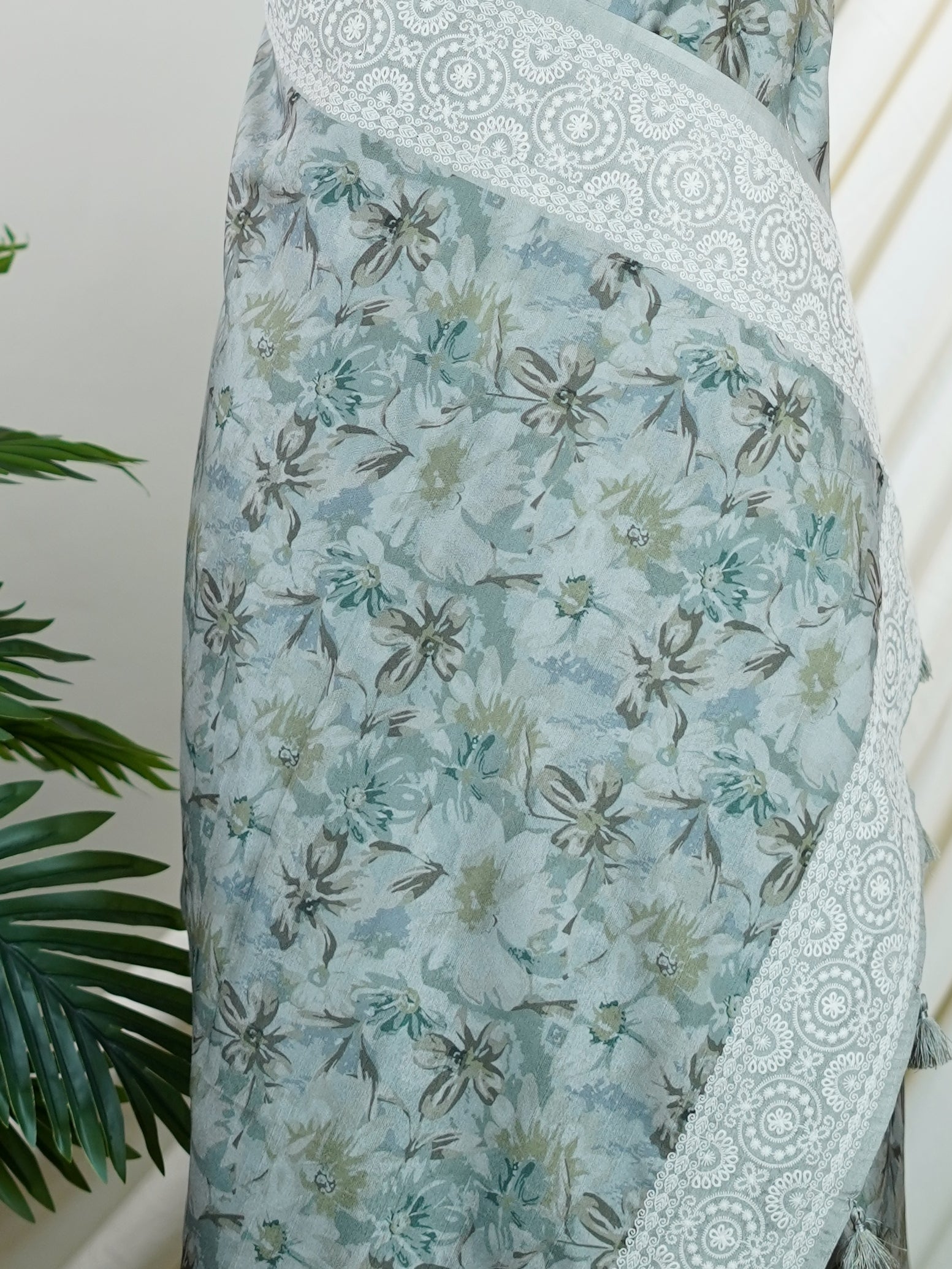 Tussars Green Semi Tussar - Manoranjitham Weaves - Handloom Store