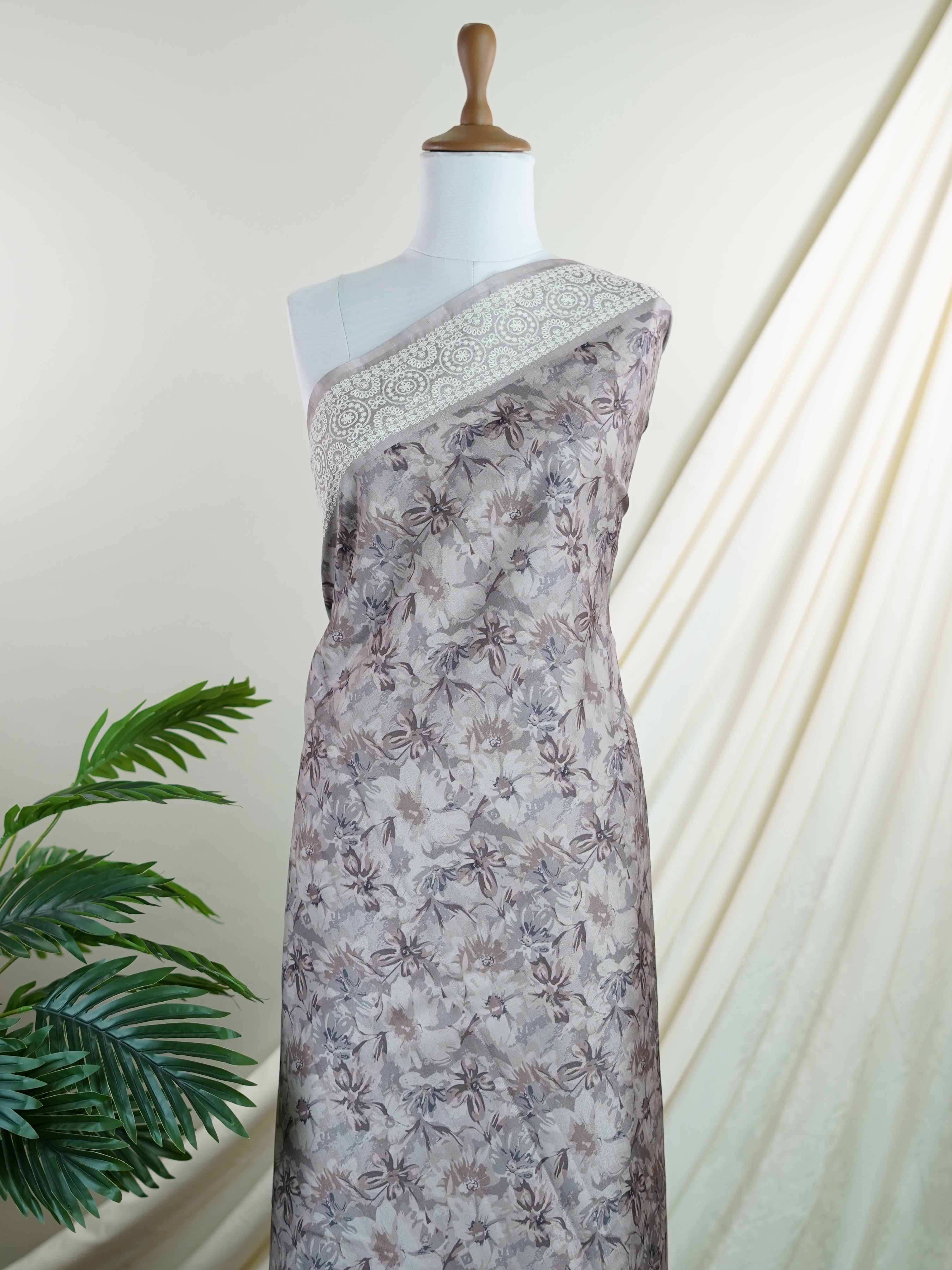 Tussars Grey Semi Tussar - Manoranjitham Weaves - Handloom Store