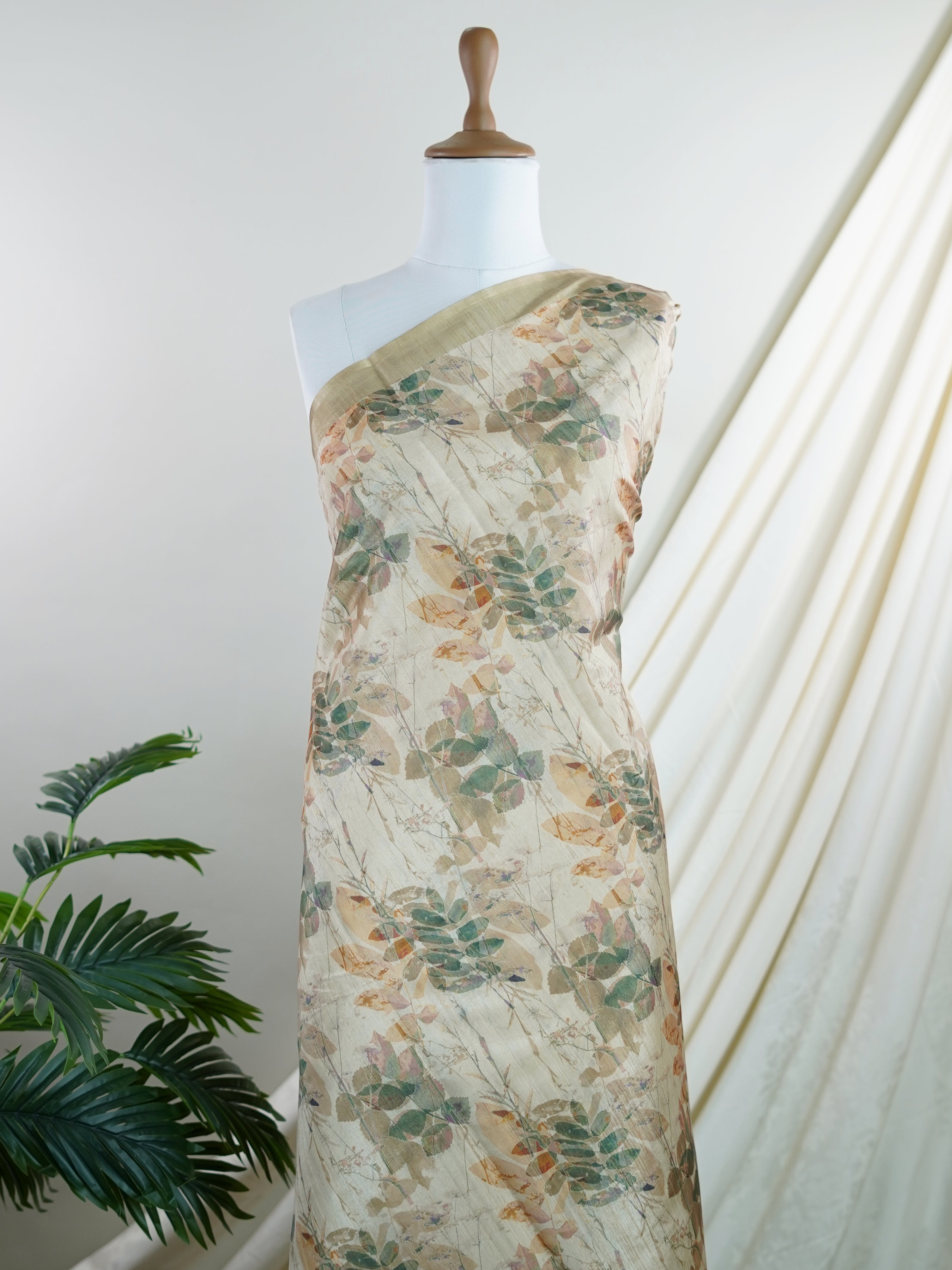 Tussars Green  Semi Tussar - Manoranjitham Weaves - Handloom Store