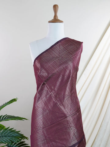 Tussars A rich maroon semi tussar saree adorned with striking gold geometric patterns.br
Crafted in Varanasi, it offers a lustrous drape with a modern design edge.br
Perfect for evening events, cultural functions, or statement festive wear.br
#SemiTussarWeaves #GeometricSaree #VaranasiElegance Jayanthi - Semi Silk Saree | Nan Zari Work | Handwoven - Manoranjitham Weaves - Handloom Store