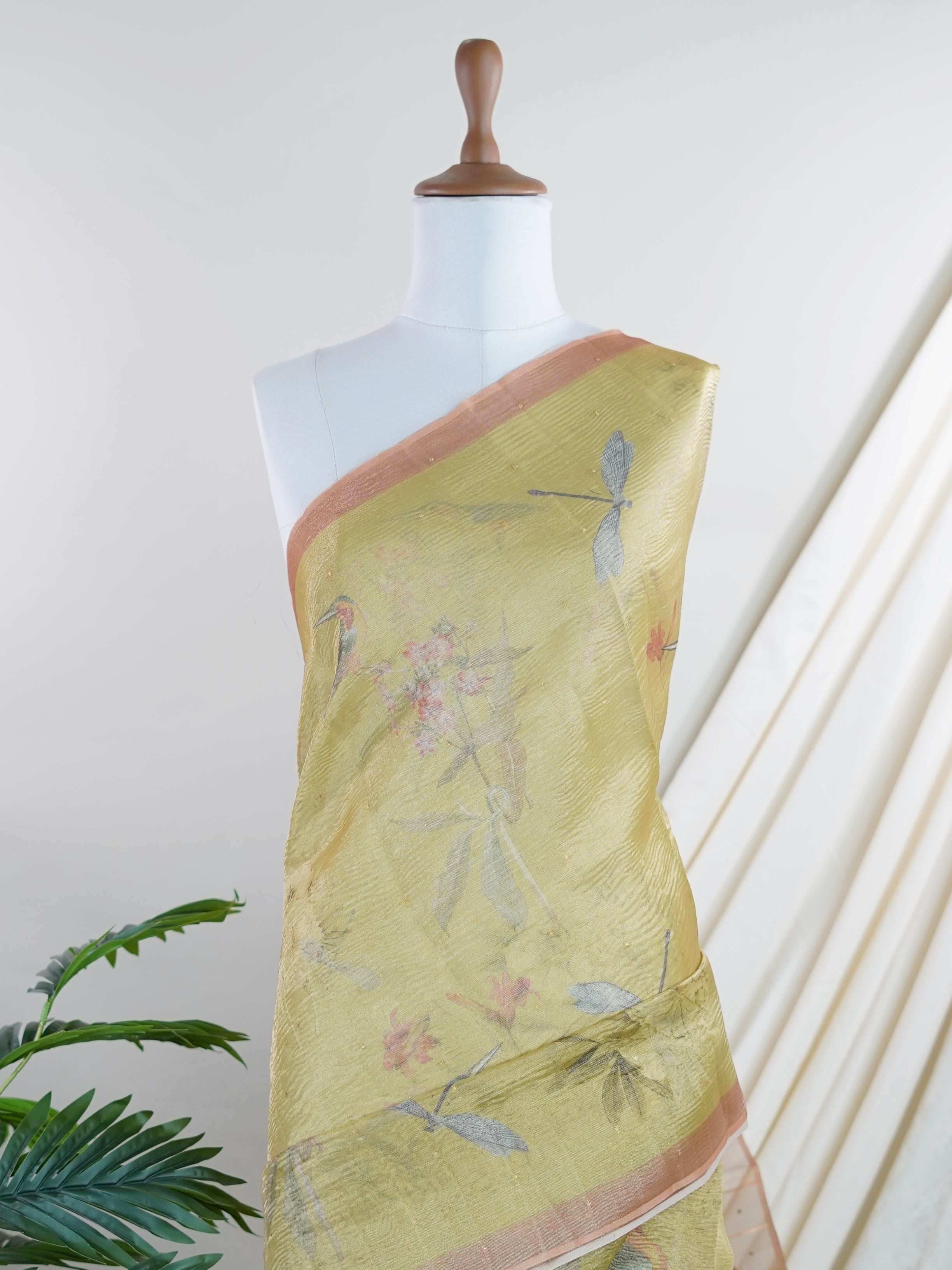 tissue  Semi Silk Tissue - Manoranjitham Weaves - Handloom Store