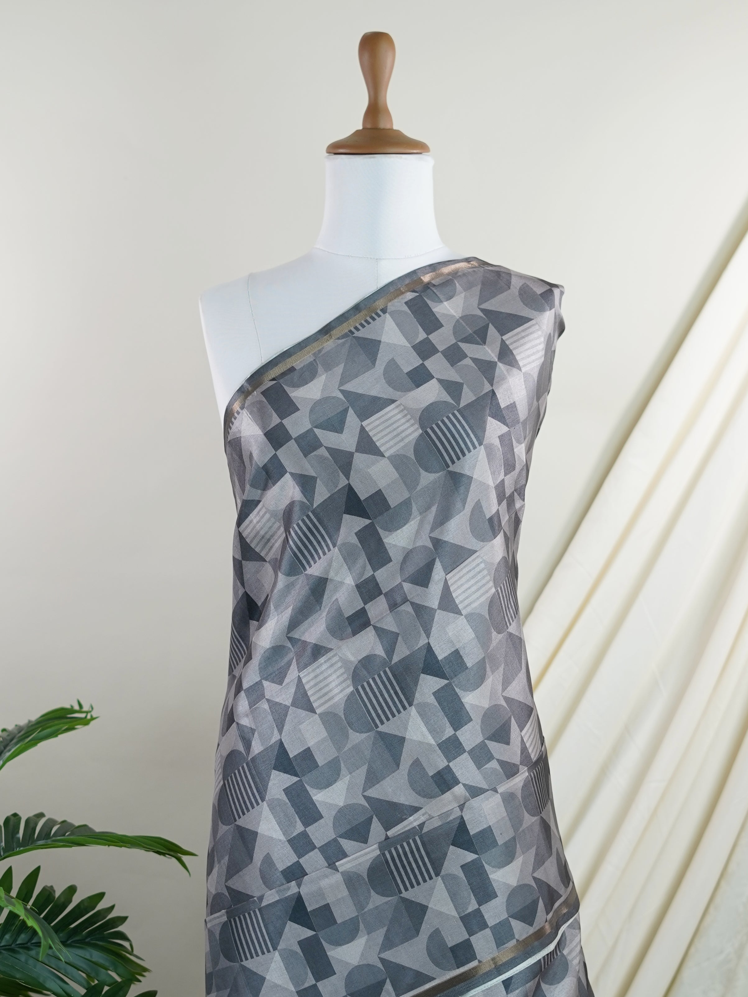 Katan Cream Semi Silk - Manoranjitham Weaves - Handloom Store