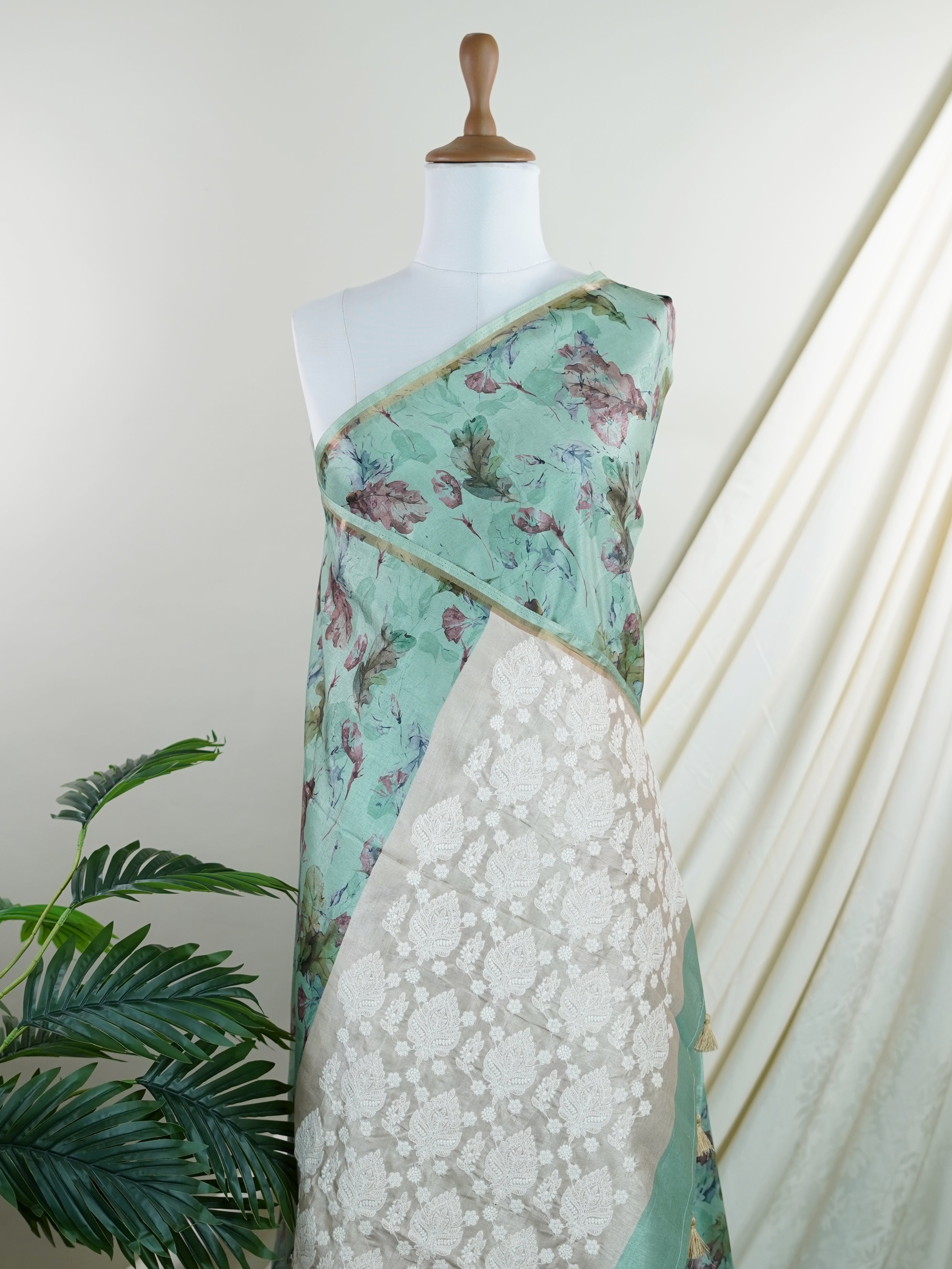 Katan Cream Semi Silk - Manoranjitham Weaves - Handloom Store