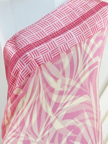Satin This satin chiffon saree from Varanasi is a dreamy blend of fluid drape and floral elegance. The fabric’s soft sheen enhances the delicate floral motifs, making it a graceful choice for intimate gatherings and daytime celebrations. Effortless beauty, woven with charm.br
#SatinChiffonSaree #FloralElegance #VaranasiWeaves #LightAsAir #GracefulDrapes #Manoranjitham #ManoranjithamStyle Neelaveni - Handloom Pure Silk Saree | Handwoven | Buttas - Manoranjitham Weaves - Handloom Store