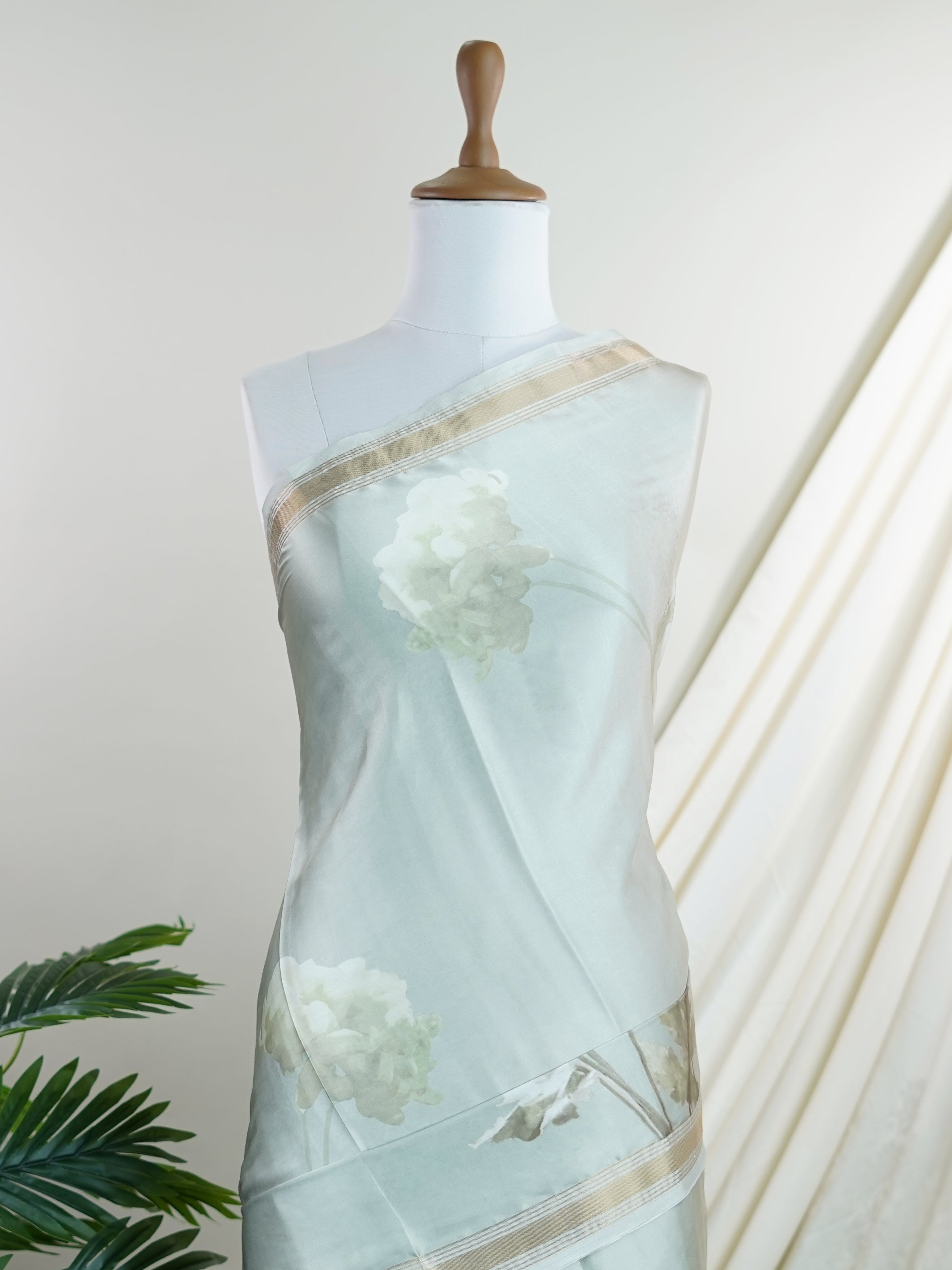 Mushru Light Green Semi Mushru - Manoranjitham Weaves - Handloom Store