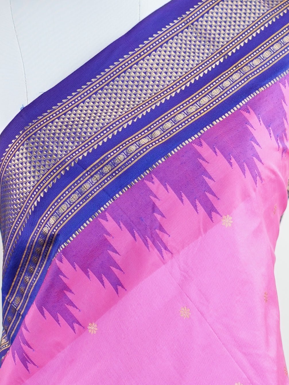 Semi Silk  Semi Silk - Manoranjitham Weaves - Handloom Store