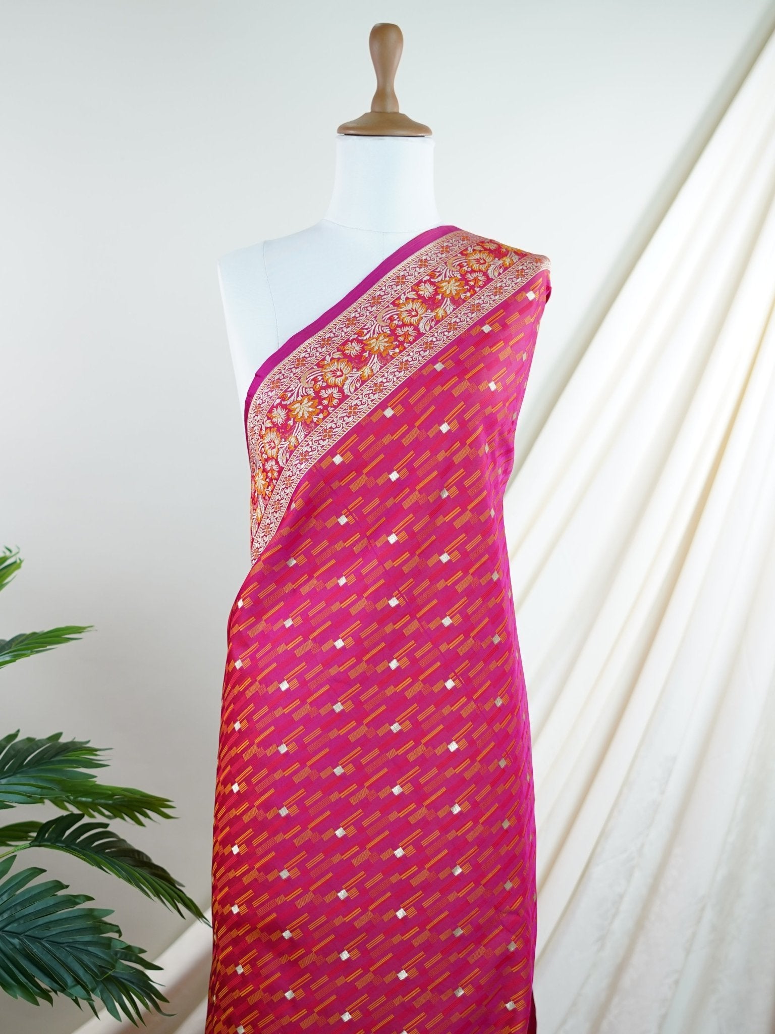 Katan Pink Semi Katan Silk - Manoranjitham Weaves - Handloom Store