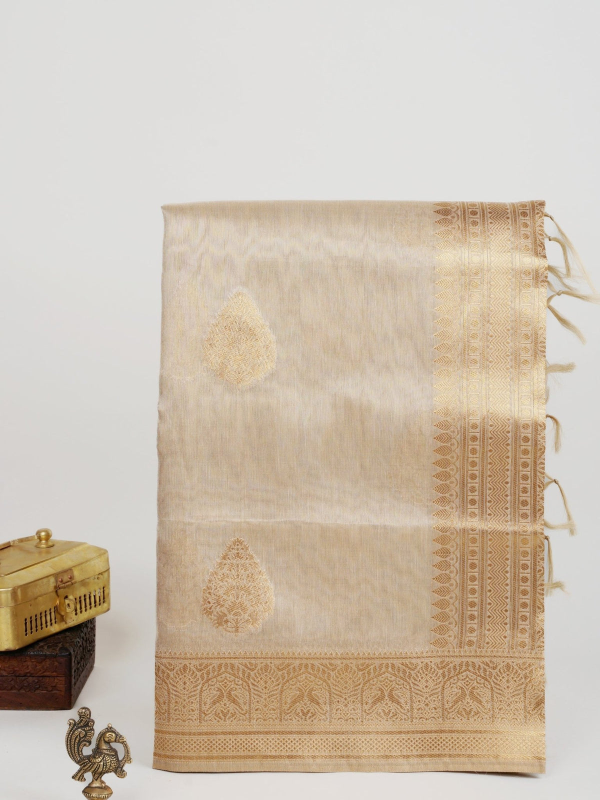 tissue Gold Kora Semi Tissue - Manoranjitham Weaves - Handloom Store