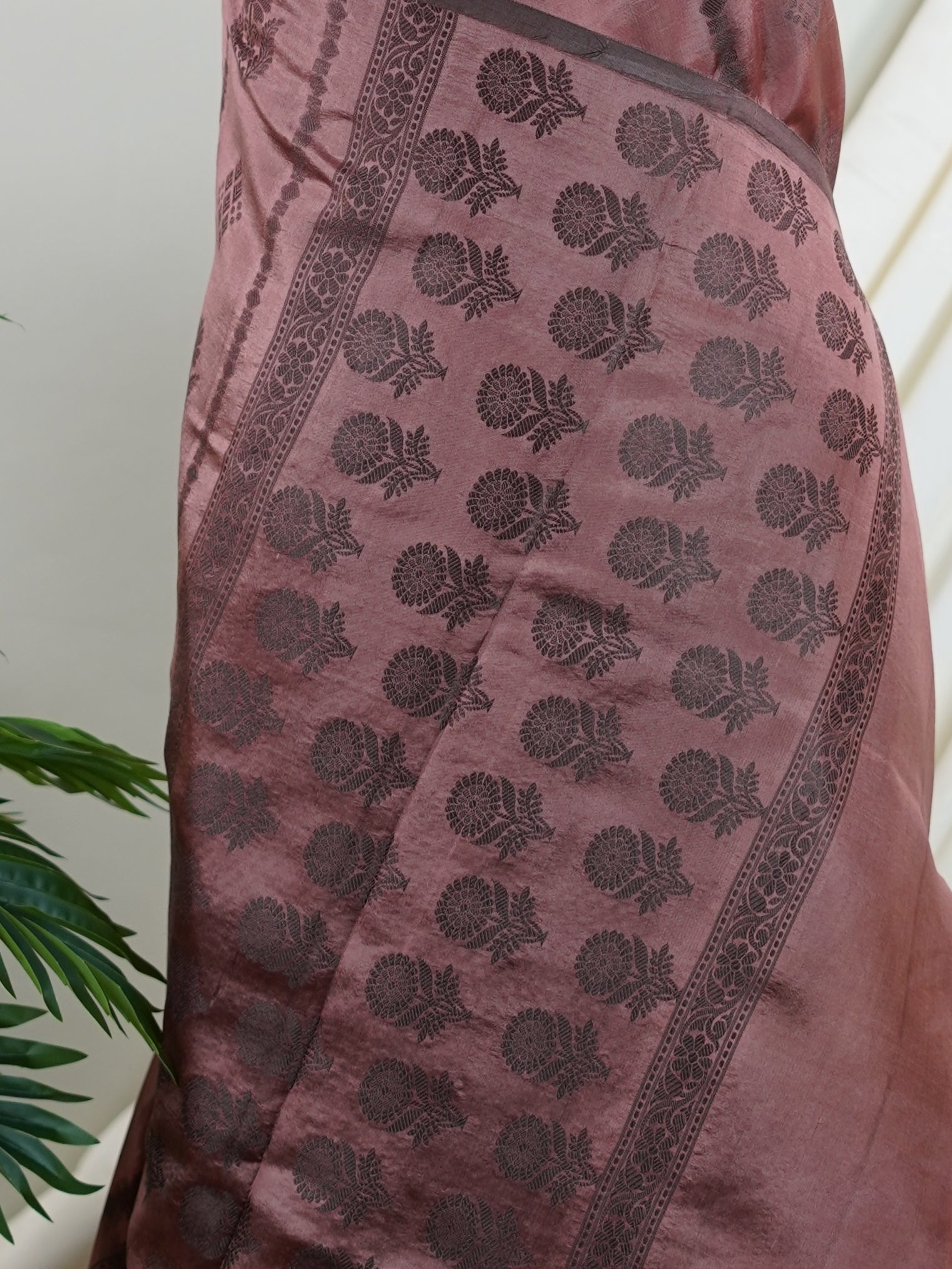 Chiniya Silk Green 100% Pure Silk  - Manoranjitham Weaves - Handloom Store