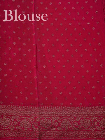 Crepe Woven in the heritage looms of Varanasi, this 100% pure crepe saree comes alive in pink with an all-over gold jaal. The intricate pattern glows softly on the fluid drape, offering a rich yet graceful silhouette. A perfect pick for festive gatherings and timeless celebrations.
#VaranasiCrepe #GoldJaalSaree #PinkElegance #HandloomHeritage #FestiveDrapes Chandrakauns - Manoranjitham Weaves - Handloom Store