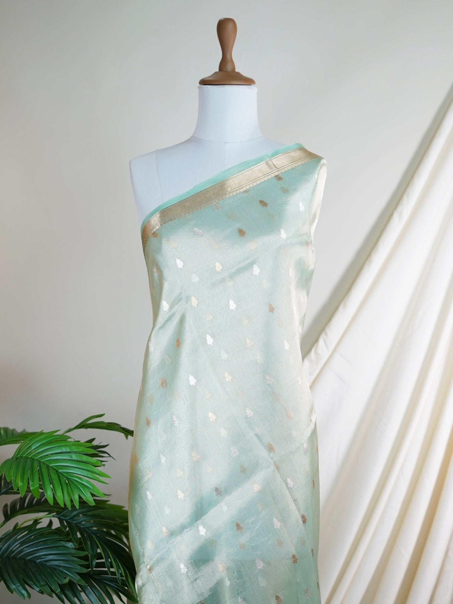 Tissue Powder Blue 100% Pure Tissue - Manoranjitham Weaves - Handloom Store