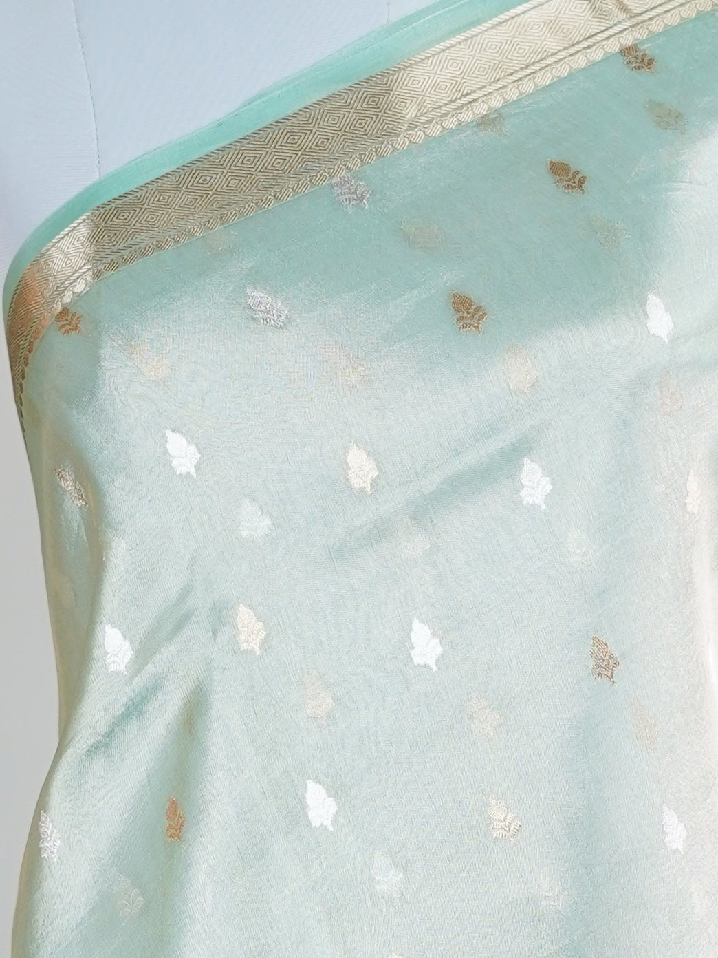 Tissue Powder Blue 100% Pure Tissue - Manoranjitham Weaves - Handloom Store