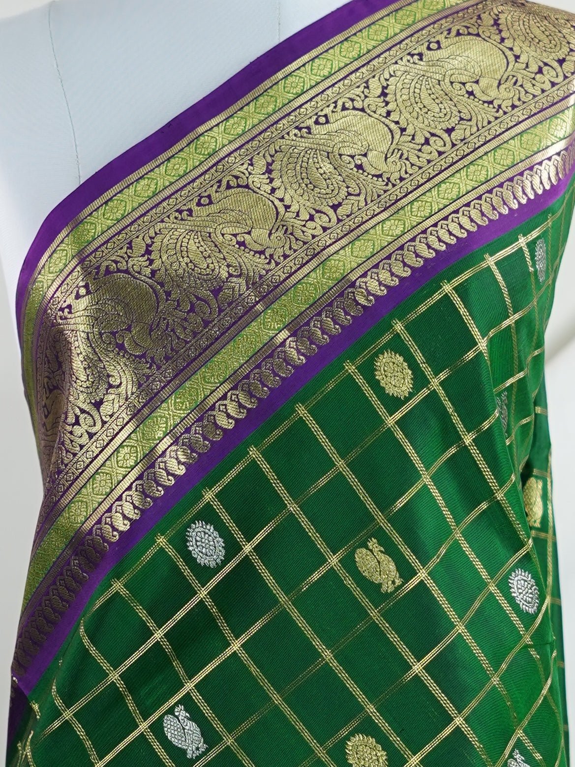 Venkatagiri Silk  100% Pure Silk  - Manoranjitham Weaves - Handloom Store