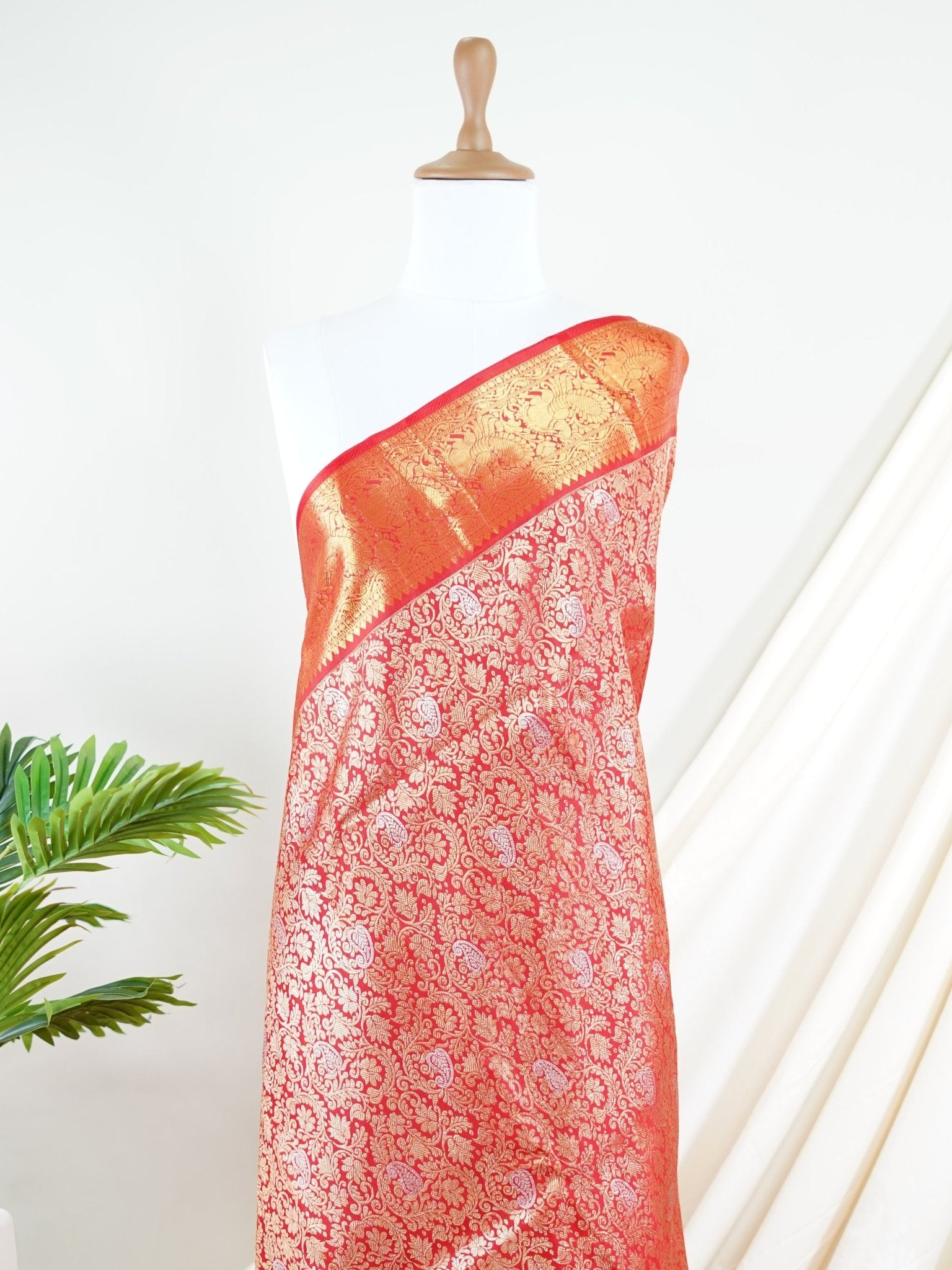 Kanchipuram Silk Dark Orange 100% Pure Silk  - Manoranjitham Weaves - Handloom Store