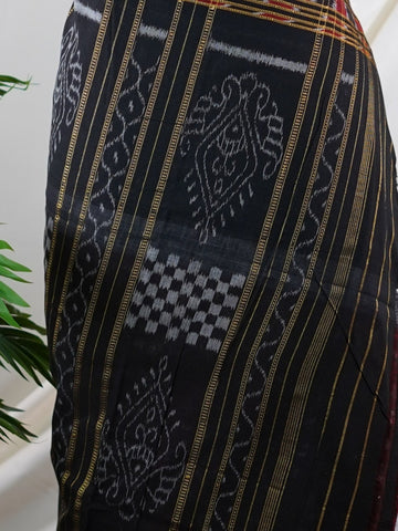 Handspun Cotton This 100% Pure Cotton silk saree, adorned in Black and detailed with nan weaving, reflects the grandeur of Orissa. The timeless Handwork motifs enhance its bridal charm. A perfect blend of luxury and tradition, it is designed for those who appreciate fine craftsmanship. Darbaria - Manoranjitham Weaves - Handloom Store