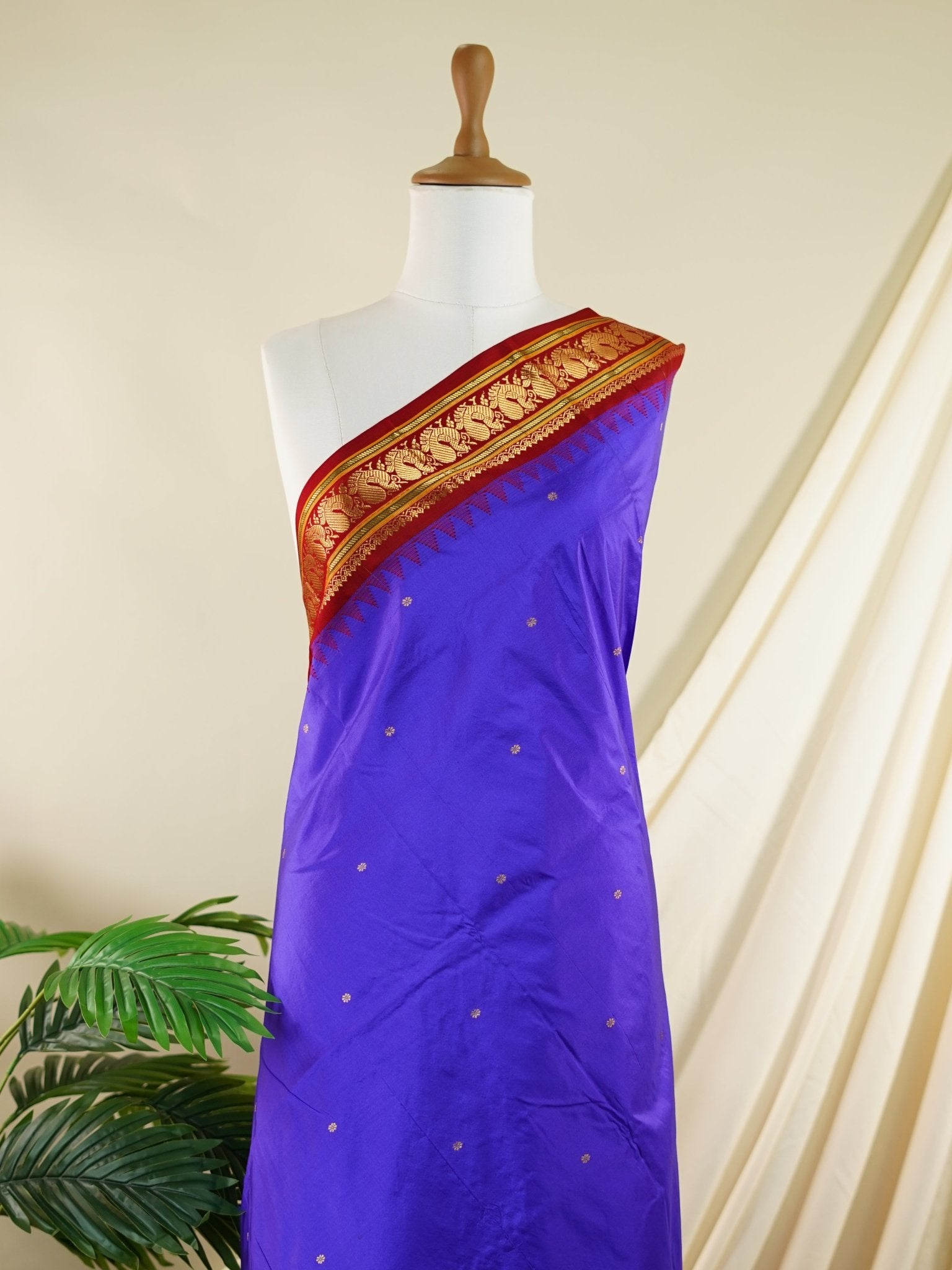Narayanpet Purple 100% Pure Silk  - Manoranjitham Weaves - Handloom Store