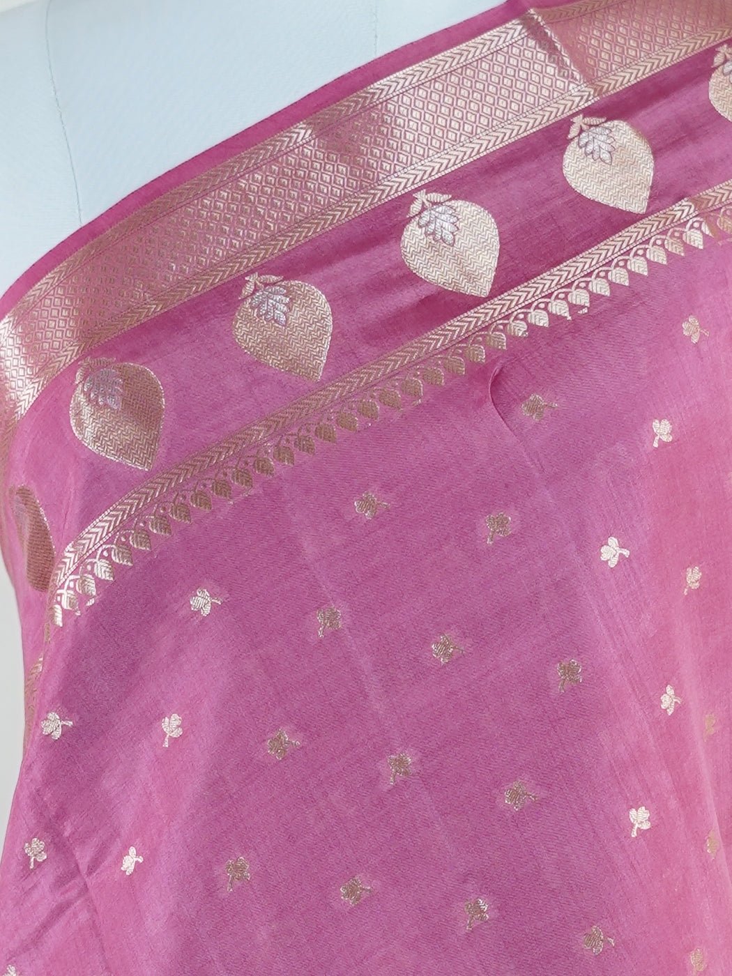 Chiniya Silk Pink 100% Pure Katan Soft Silk - Manoranjitham Weaves - Handloom Store