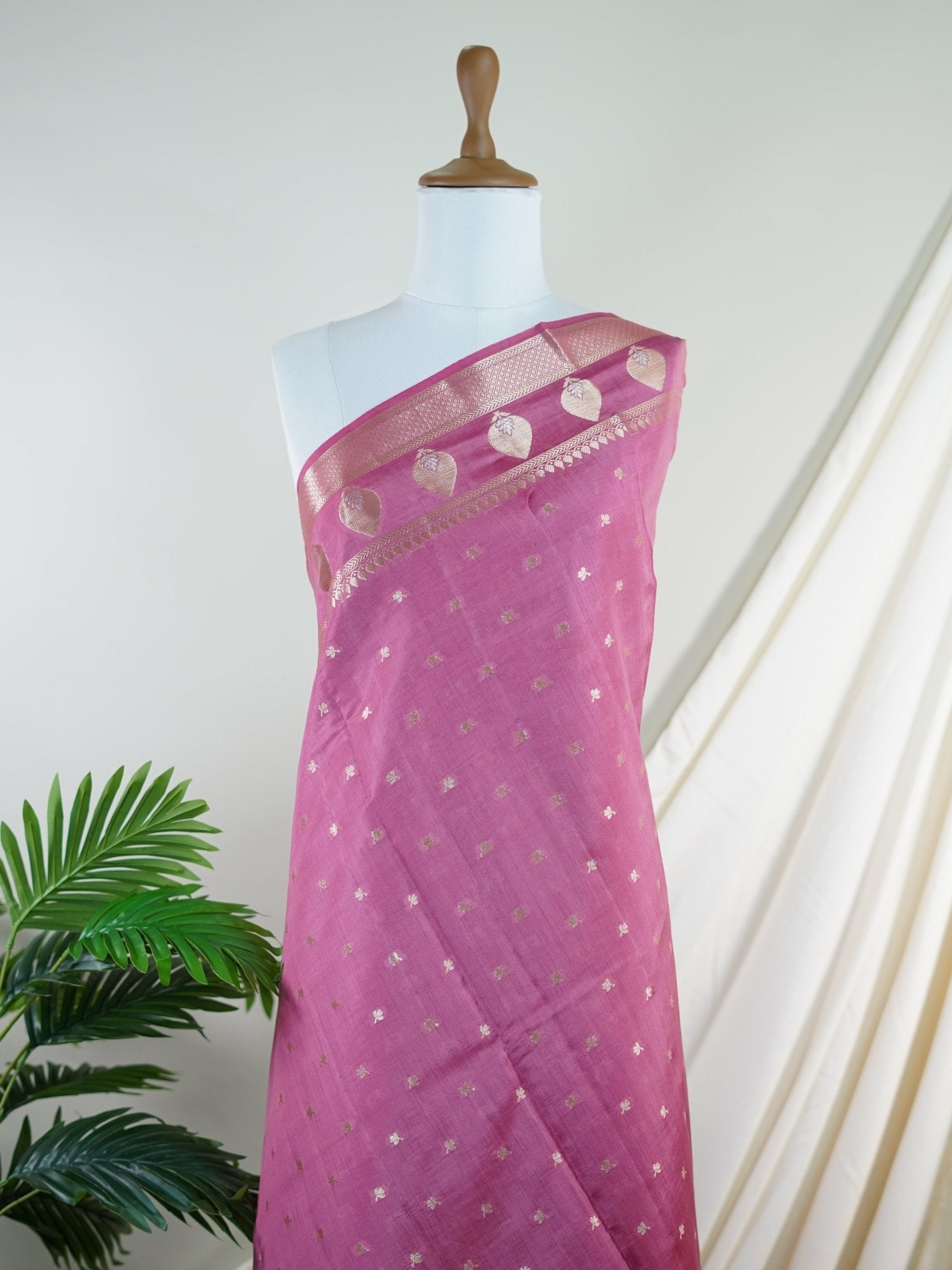 Chiniya Silk Pink 100% Pure Katan Soft Silk - Manoranjitham Weaves - Handloom Store
