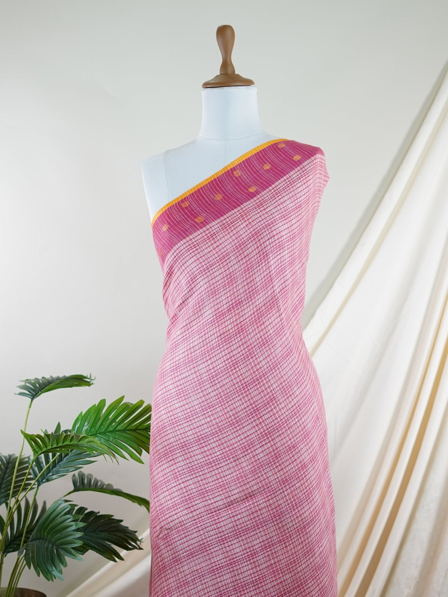 Linen Pink  100% Pure Linen - Manoranjitham Weaves - Handloom Store