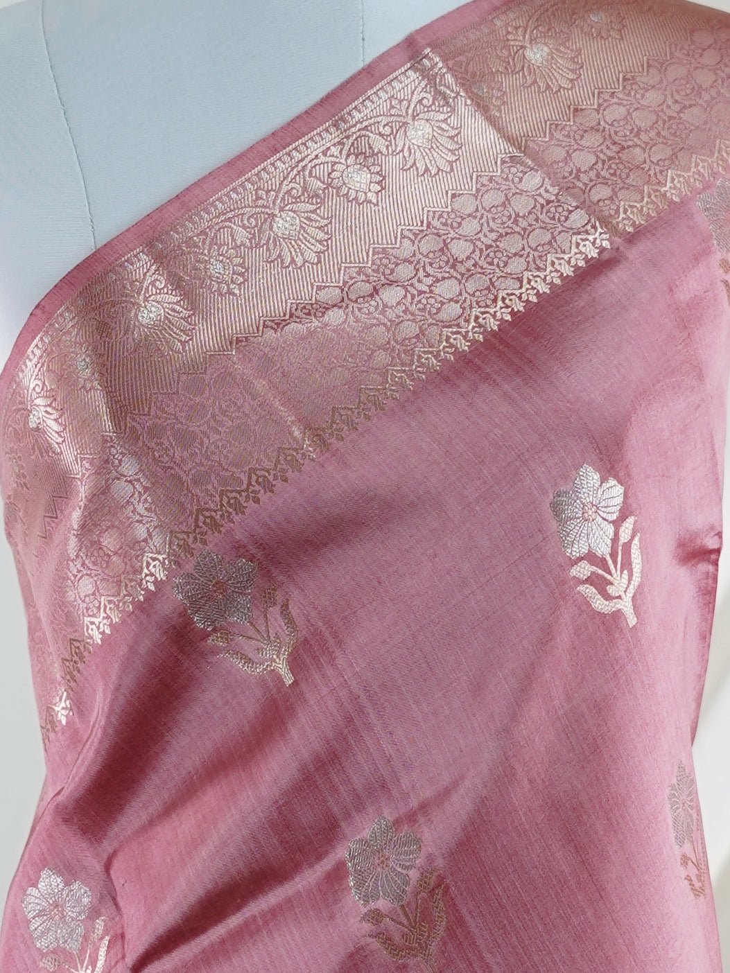 Chiniya Silk Peach 100% Pure Katan Soft Silk - Manoranjitham Weaves - Handloom Store
