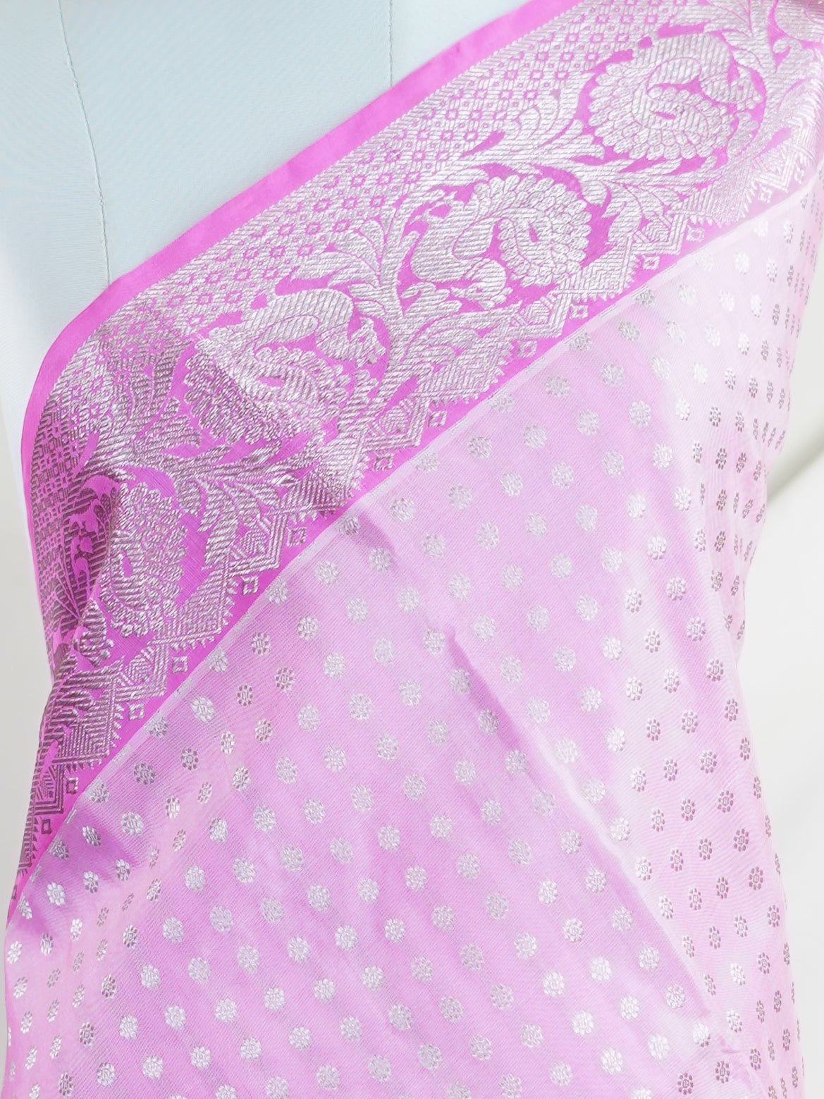 Venkatagiri Silk  100% Pure Silk  - Manoranjitham Weaves - Handloom Store