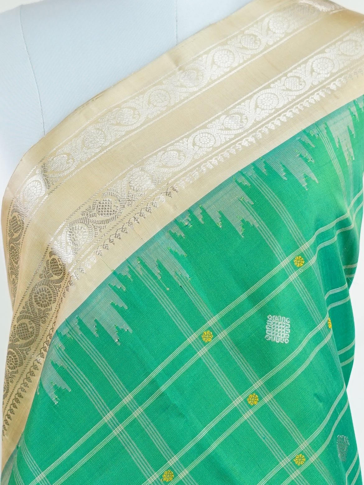 Gadwal Silk  100% Pure Silk  - Manoranjitham Weaves - Handloom Store