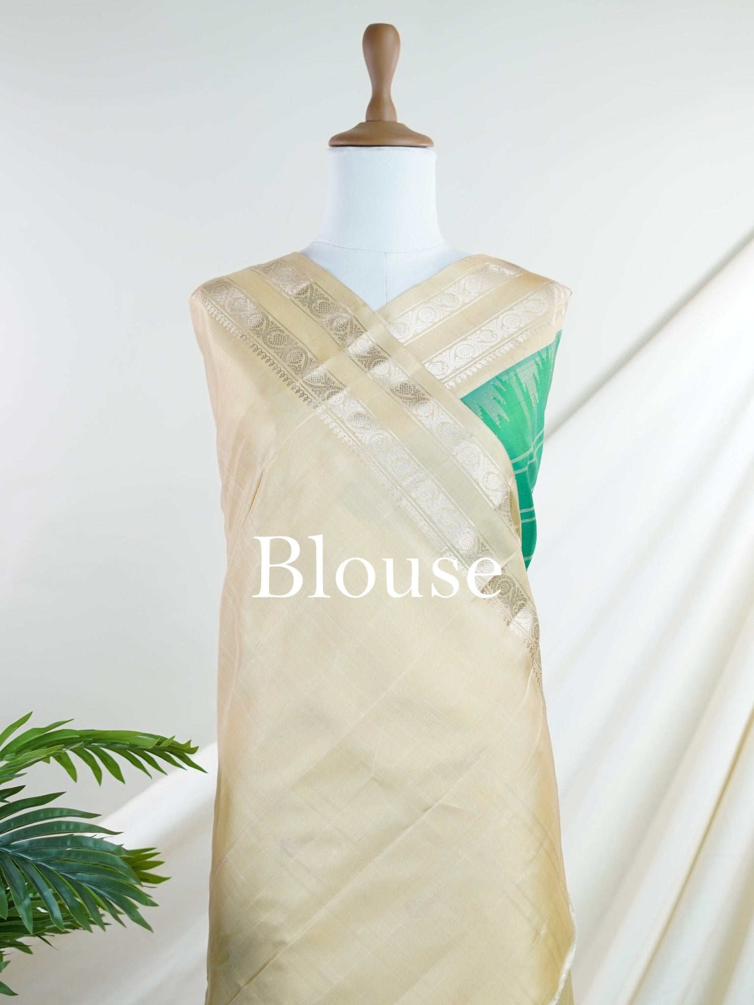 Gadwal Silk  100% Pure Silk  - Manoranjitham Weaves - Handloom Store