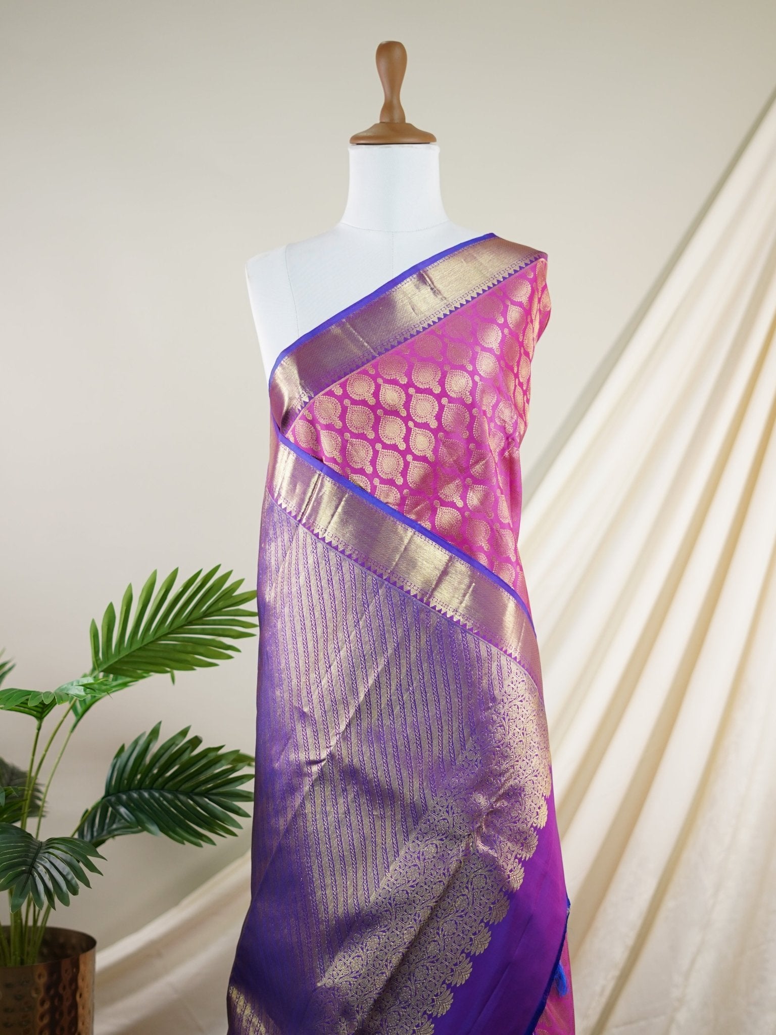 Kanchipuram Silk Pink 100% Pure Silk  - Manoranjitham Weaves - Handloom Store