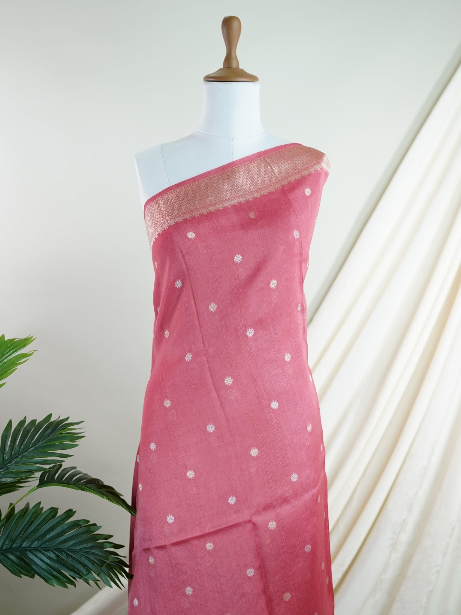 Georgette Pink Tussar Georgette - Manoranjitham Weaves - Handloom Store