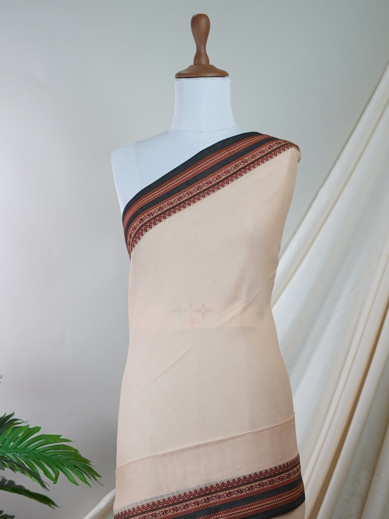 Handspun Cotton Cream Handpsun Cotton - Manoranjitham Weaves - Handloom Store