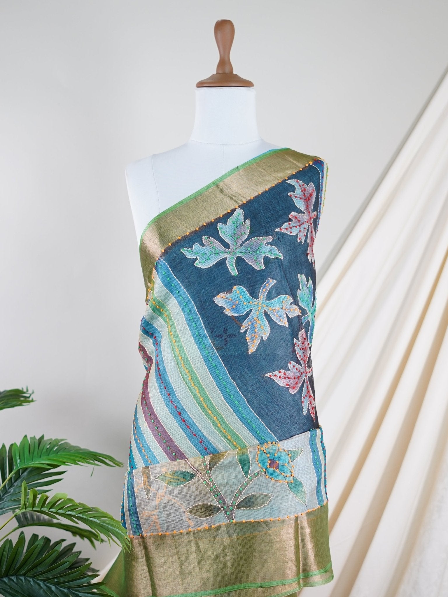 Tussars Cream Kota - Manoranjitham Weaves - Handloom Store