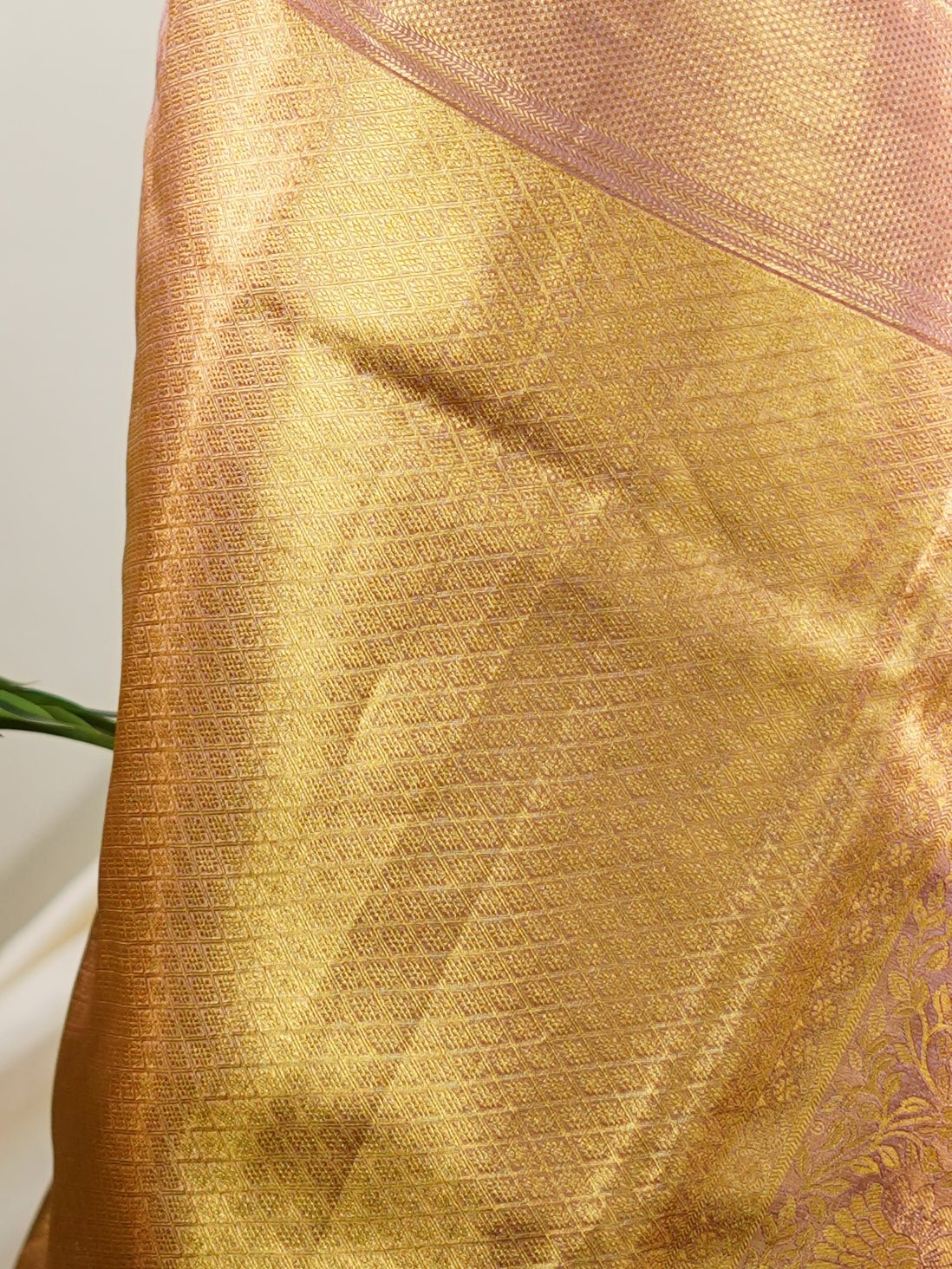 Kanchipuram Silk Olive Green 100% Pure Silk  - Manoranjitham Weaves - Handloom Store