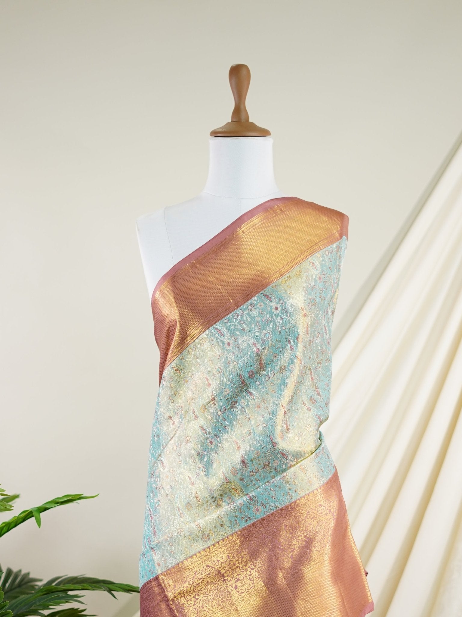 Kanchipuram Silk Olive Green 100% Pure Silk  - Manoranjitham Weaves - Handloom Store