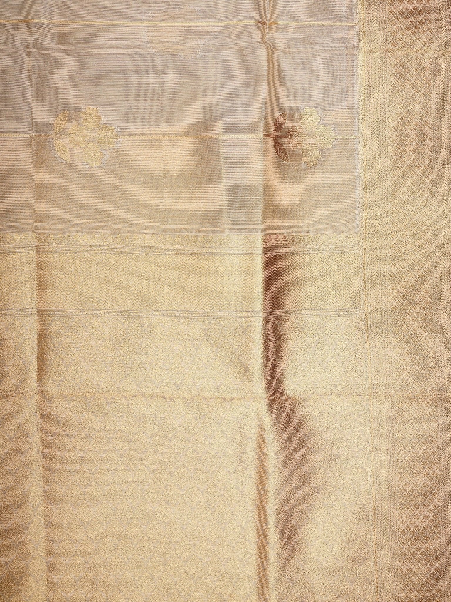 tissue Gold Kora Semi Tissue - Manoranjitham Weaves - Handloom Store