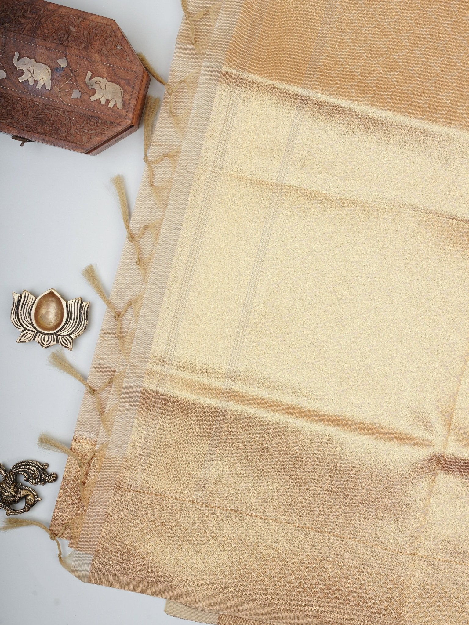 tissue Gold Kora Semi Tissue - Manoranjitham Weaves - Handloom Store