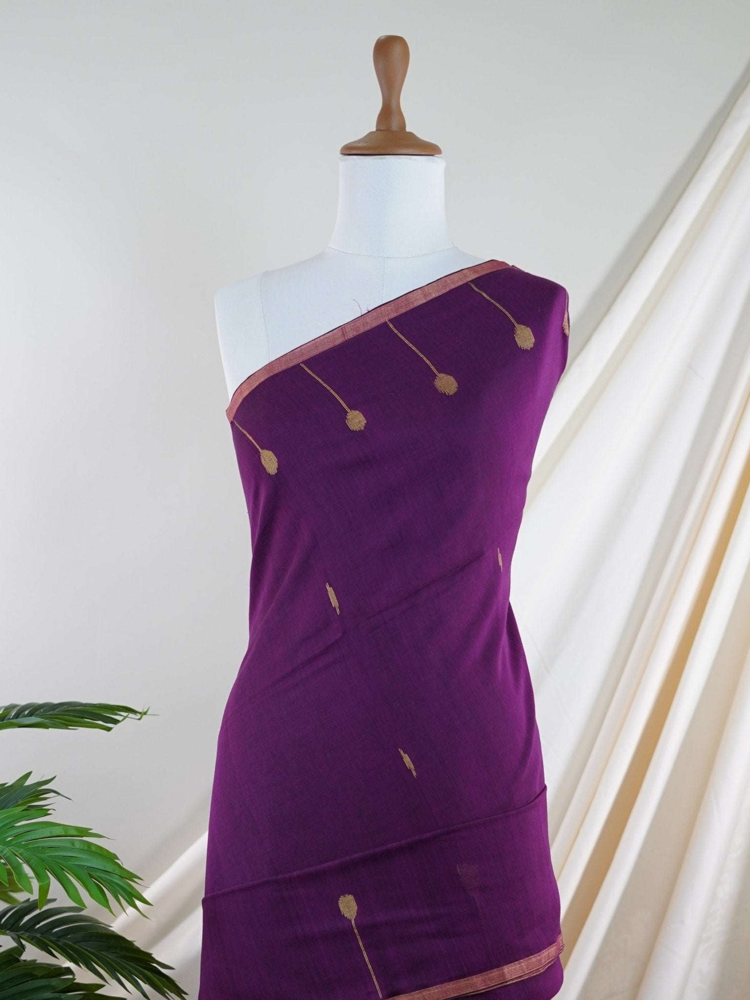 Cotton Maroon 100% Pure Cotton - Manoranjitham Weaves - Handloom Store