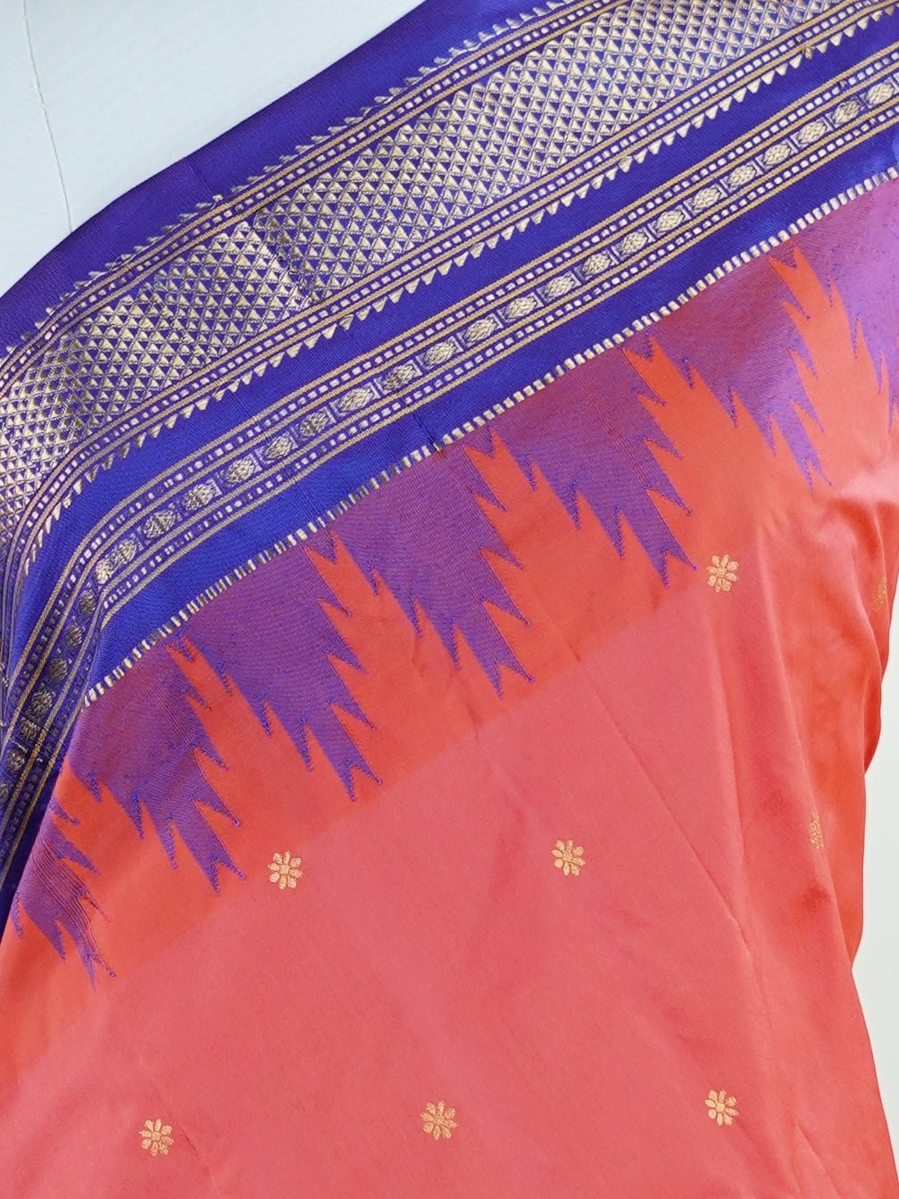 Semi Silk  Semi Silk - Manoranjitham Weaves - Handloom Store