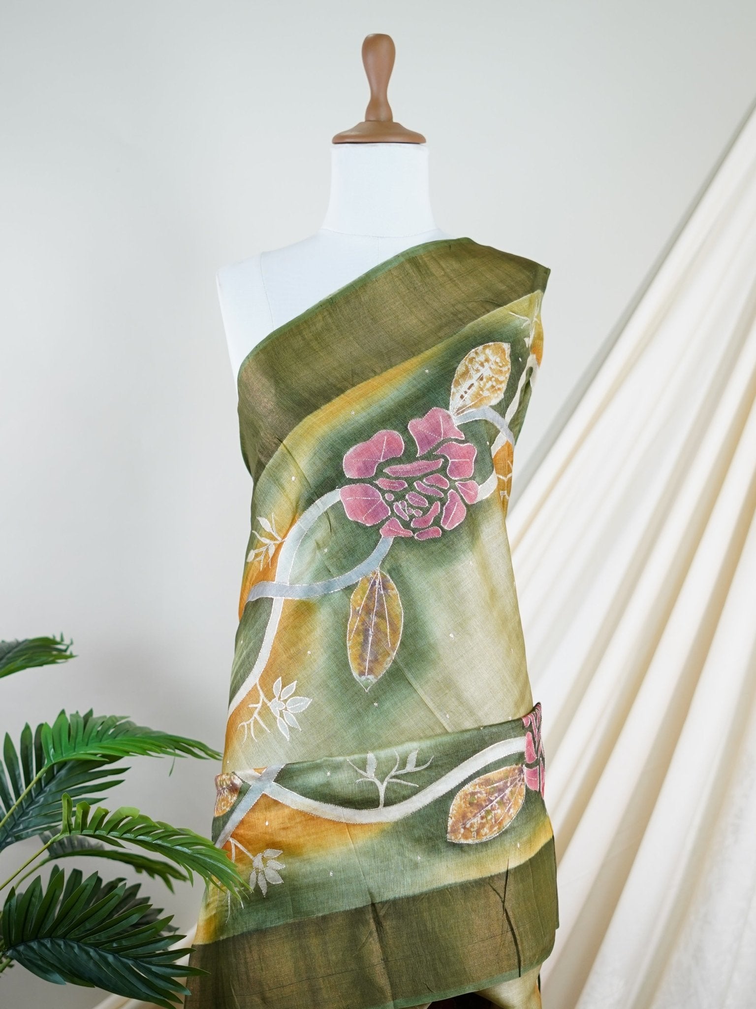 Tussars Army Green 100% Pure Tussar - Manoranjitham Weaves - Handloom Store