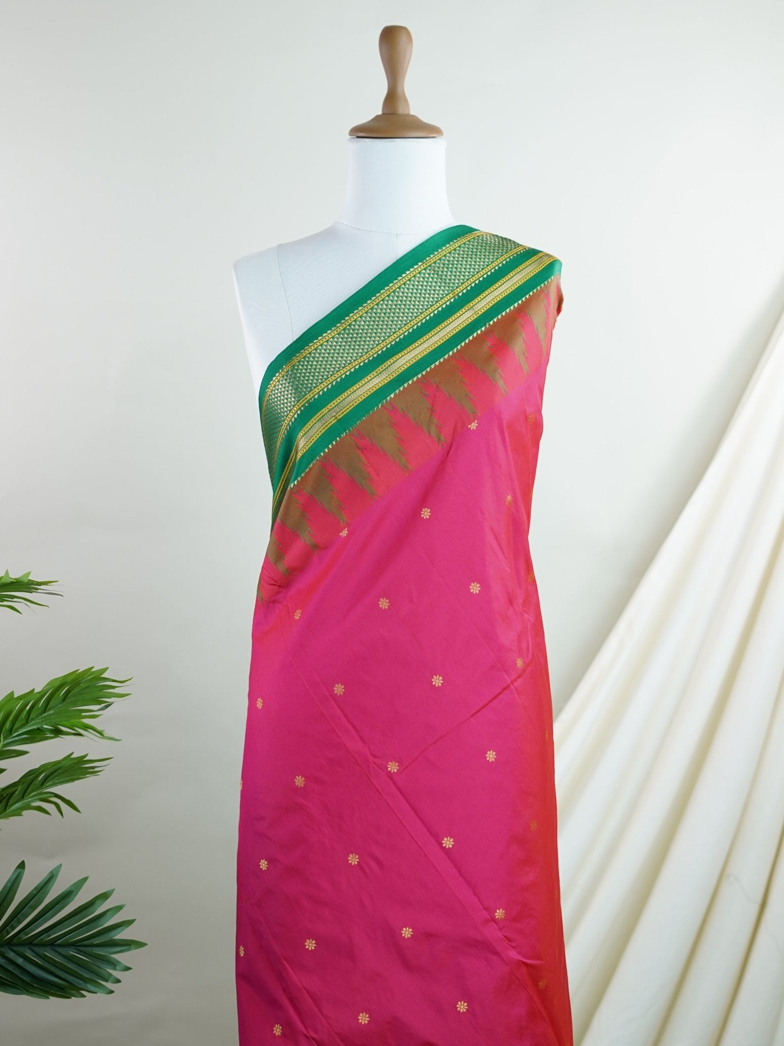 Semi Silk  Semi Silk - Manoranjitham Weaves - Handloom Store