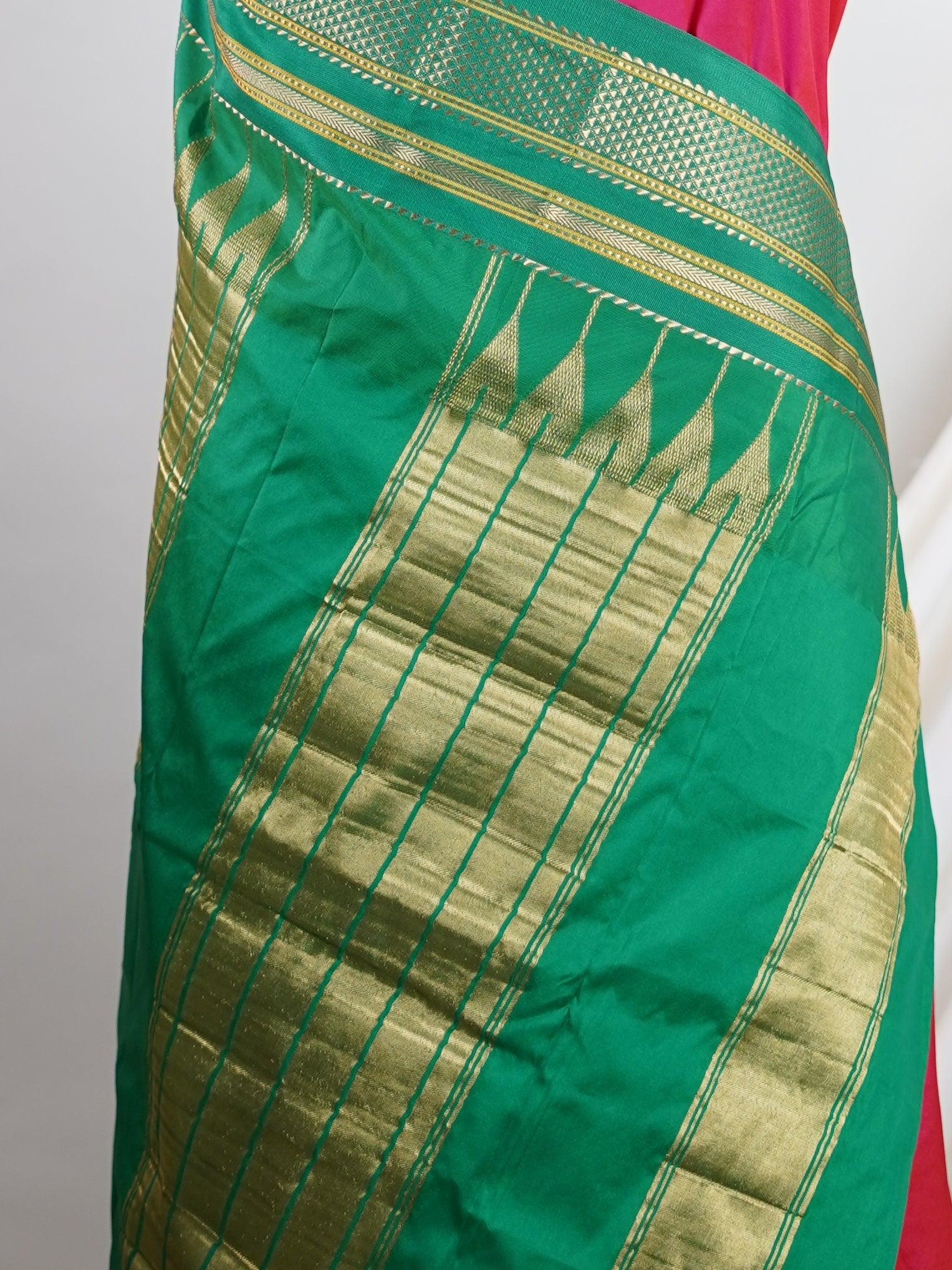 Semi Silk  Semi Silk - Manoranjitham Weaves - Handloom Store