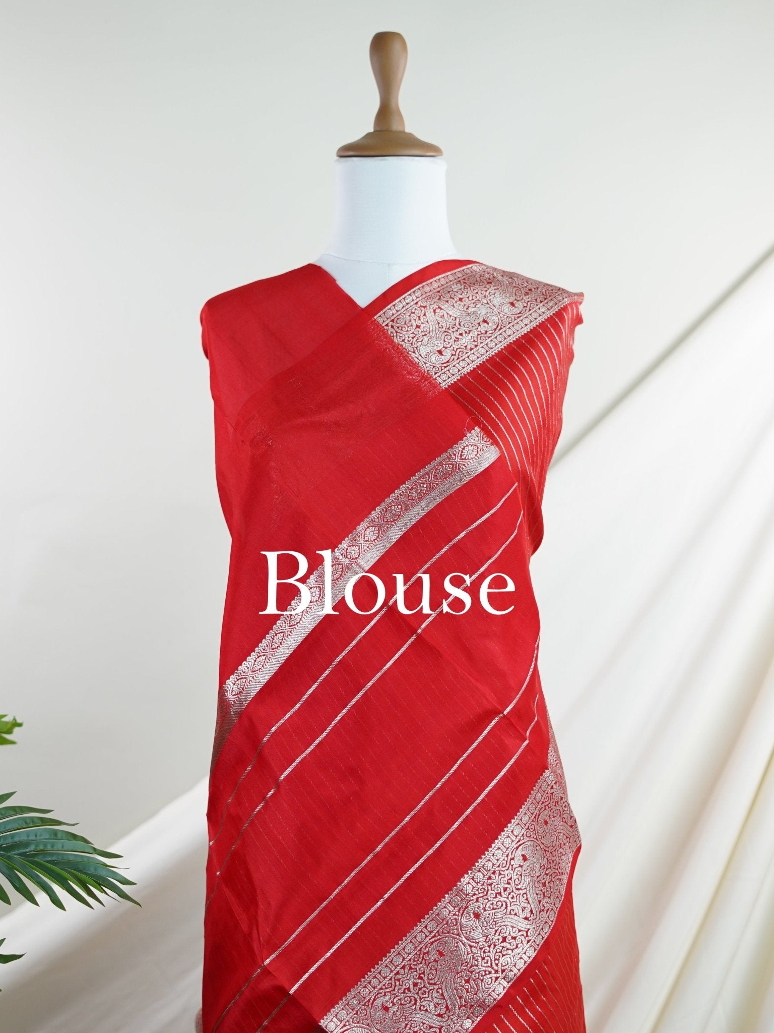 Venkatagiri Silk  100% Pure Silk  - Manoranjitham Weaves - Handloom Store