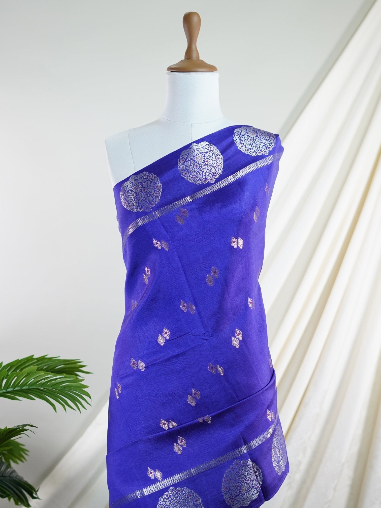 Katan Royal Blue 100% Pure Katan Soft Silk - Manoranjitham Weaves - Handloom Store