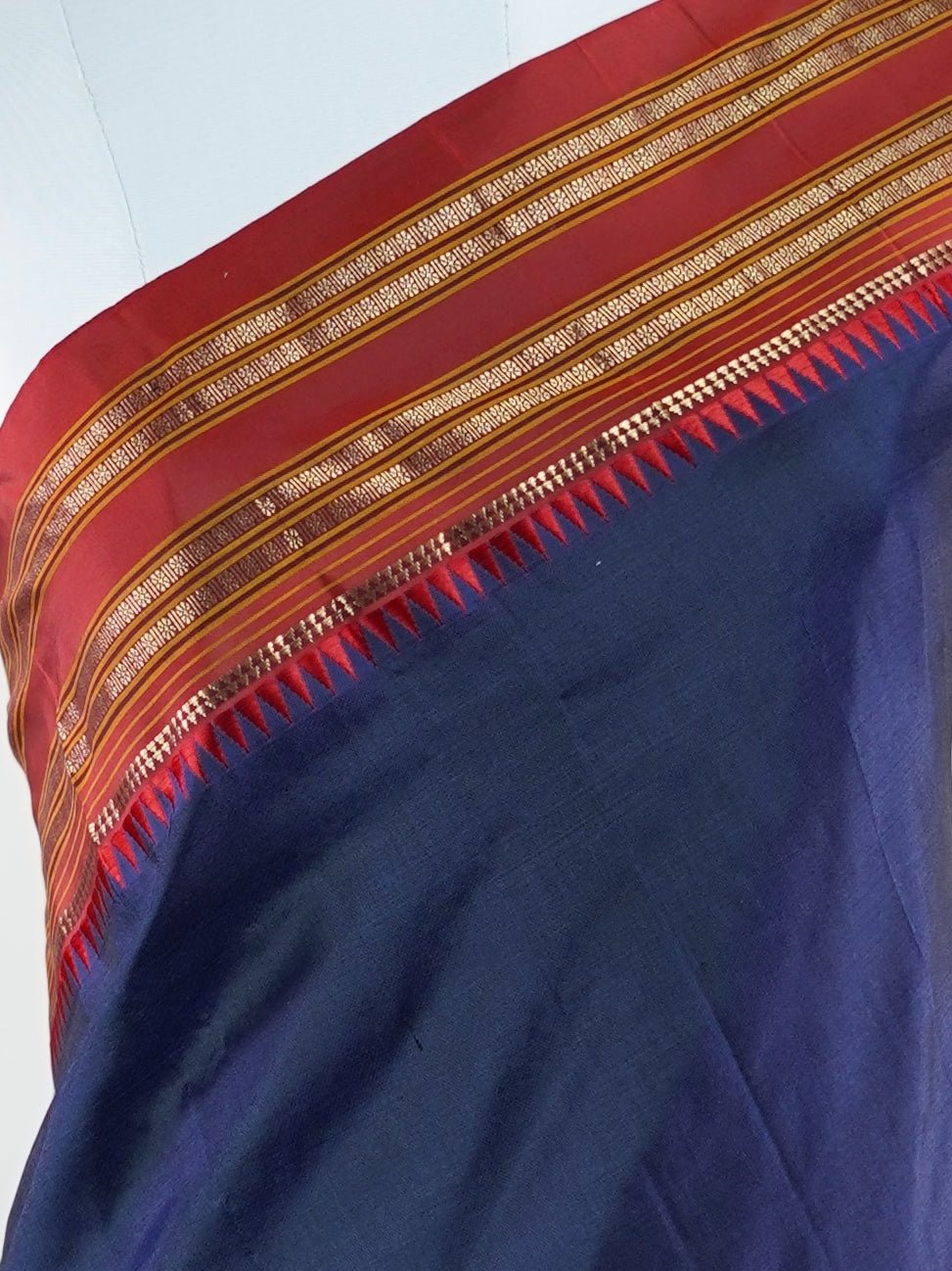 Narayanpet Navy Blue 100% Pure Silk  - Manoranjitham Weaves - Handloom Store