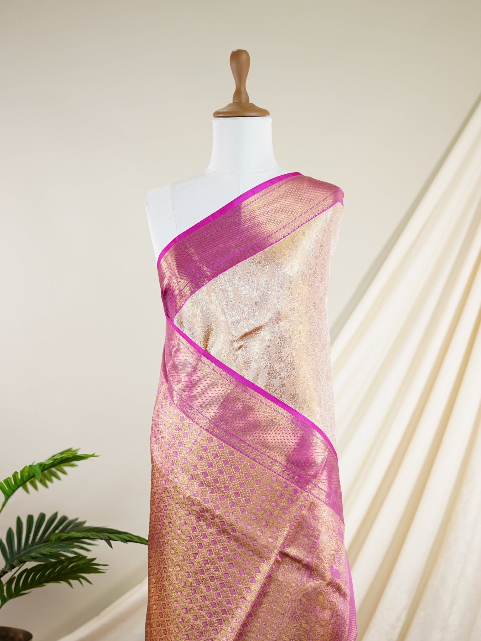 Kanchipuram Silk Light Mauve Peach 100% Pure Silk  - Manoranjitham Weaves - Handloom Store