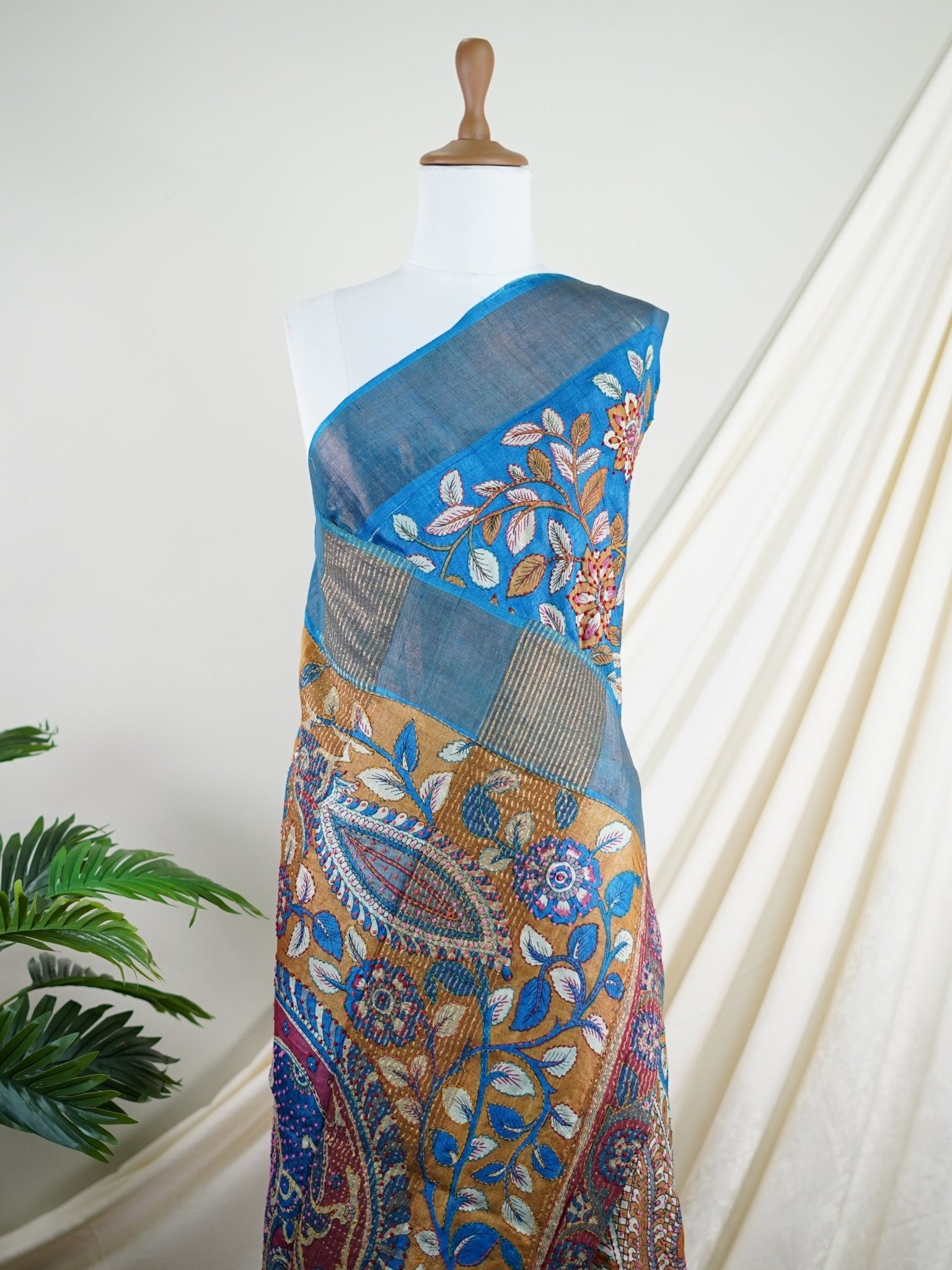 Tussars Royal Blue 100% Pure Tussar - Manoranjitham Weaves - Handloom Store