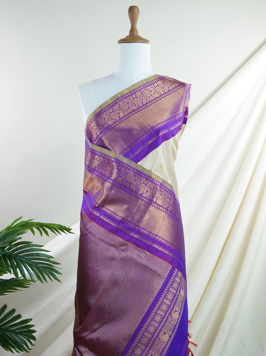 Gadwal Silk Ivory 100% Pure Silk  - Manoranjitham Weaves - Handloom Store