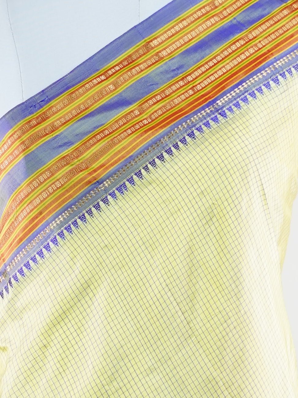 Narayanpet Pista Green 100% Pure Silk  - Manoranjitham Weaves - Handloom Store